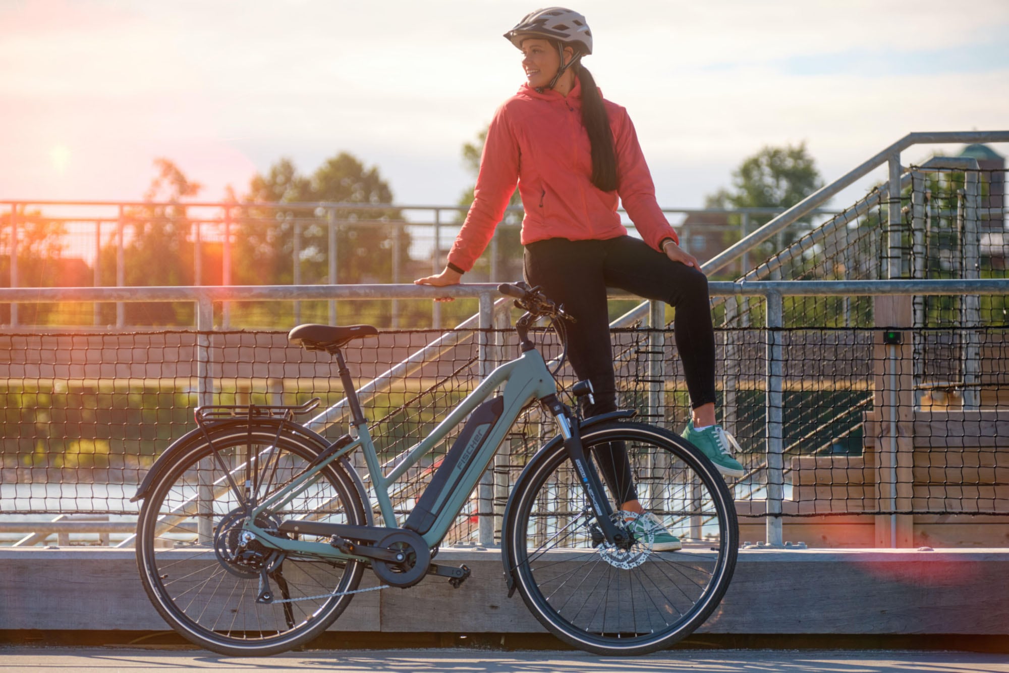 FISCHER Fahrrad »VIATOR 2.1 459« 8 Gang Shimano ACERA Schaltwerk Heckmotor mit Akku-Ladegerät;mit Werkzeug, 