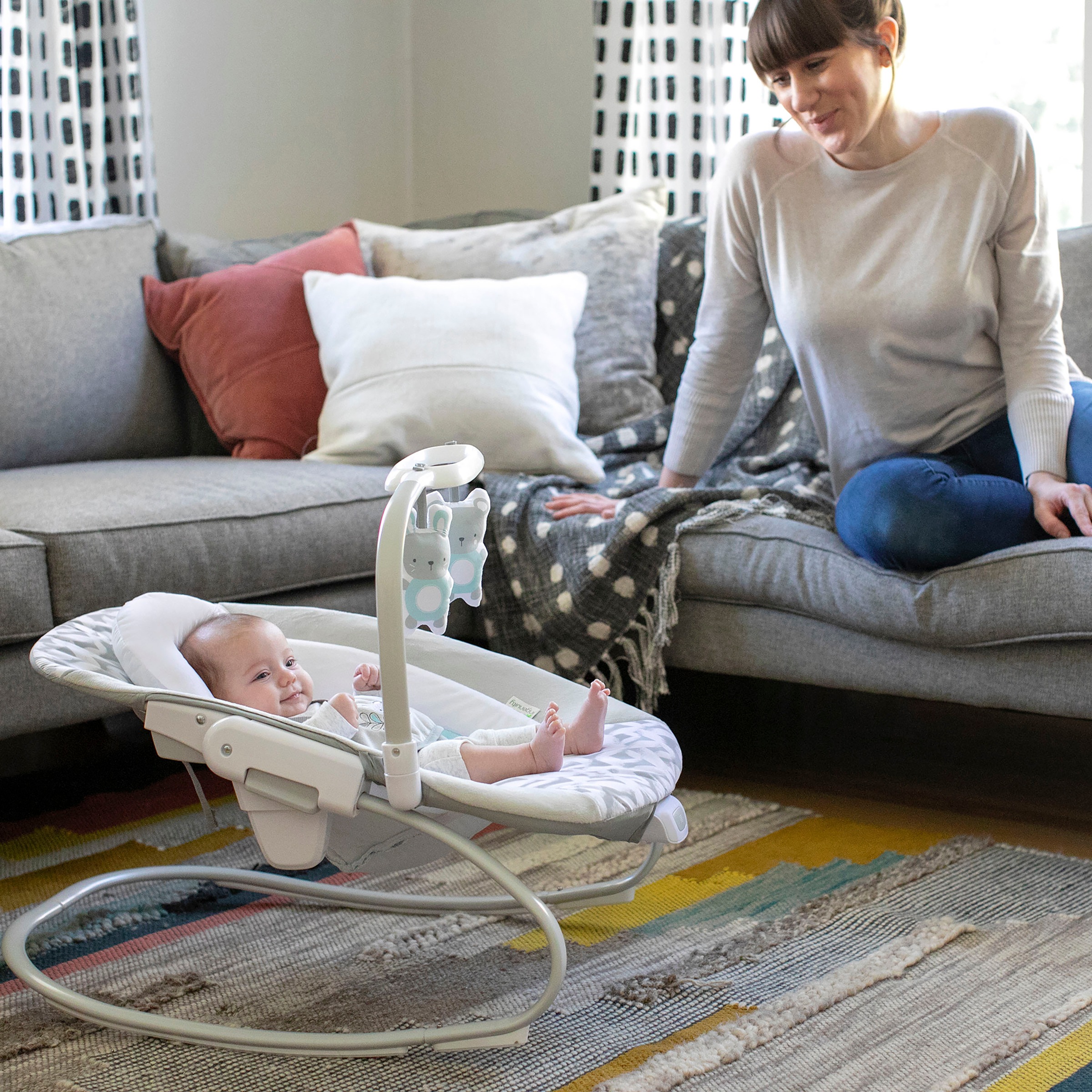 ingenuity Babywippe »SimpleComfort Compact Soothing Swing & Rocker - Raylan«, mit Sound-Effekt