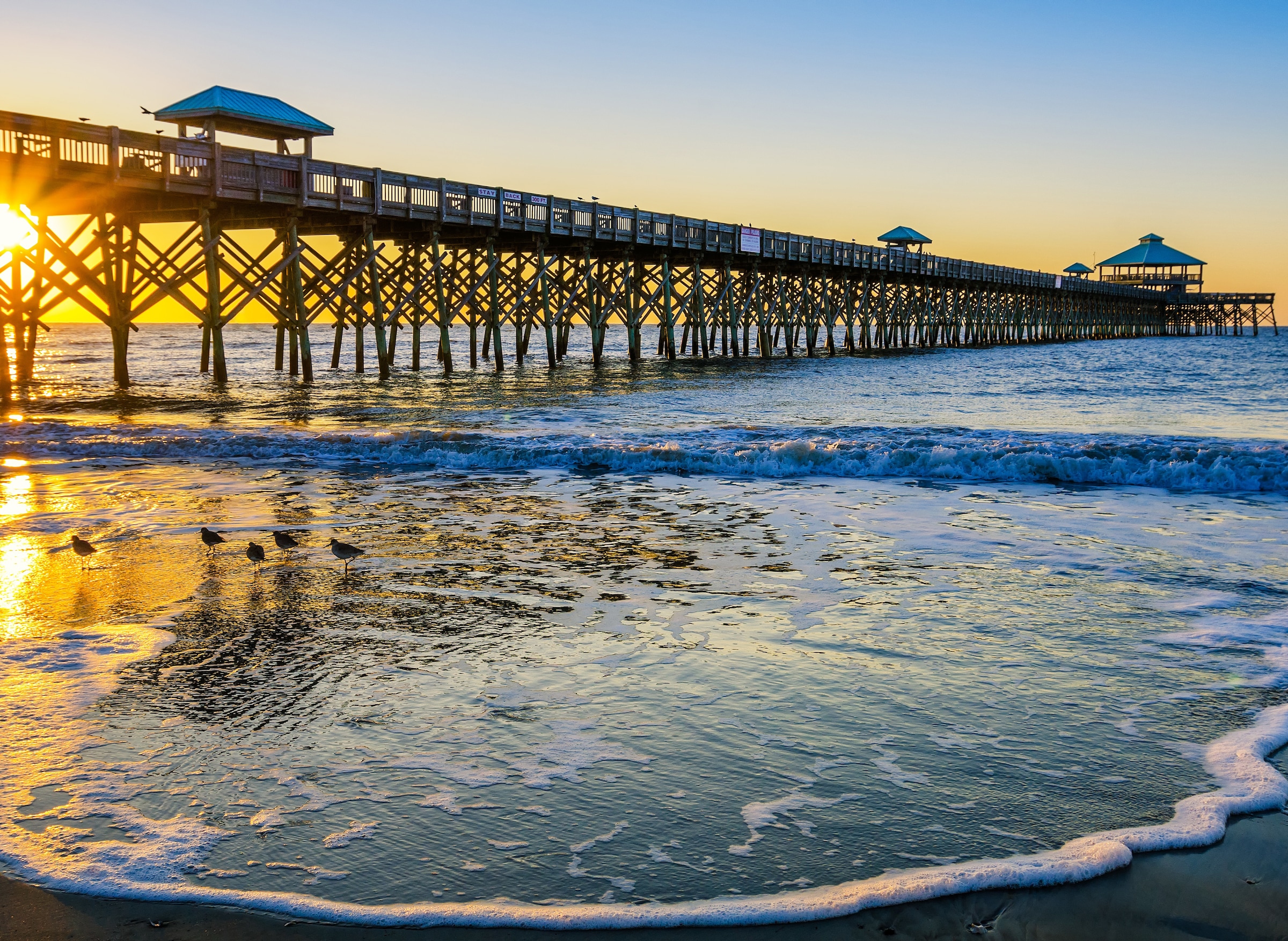 Papermoon Fototapete »Folly Pier Winter Sunrise« glatt günstig online kaufen