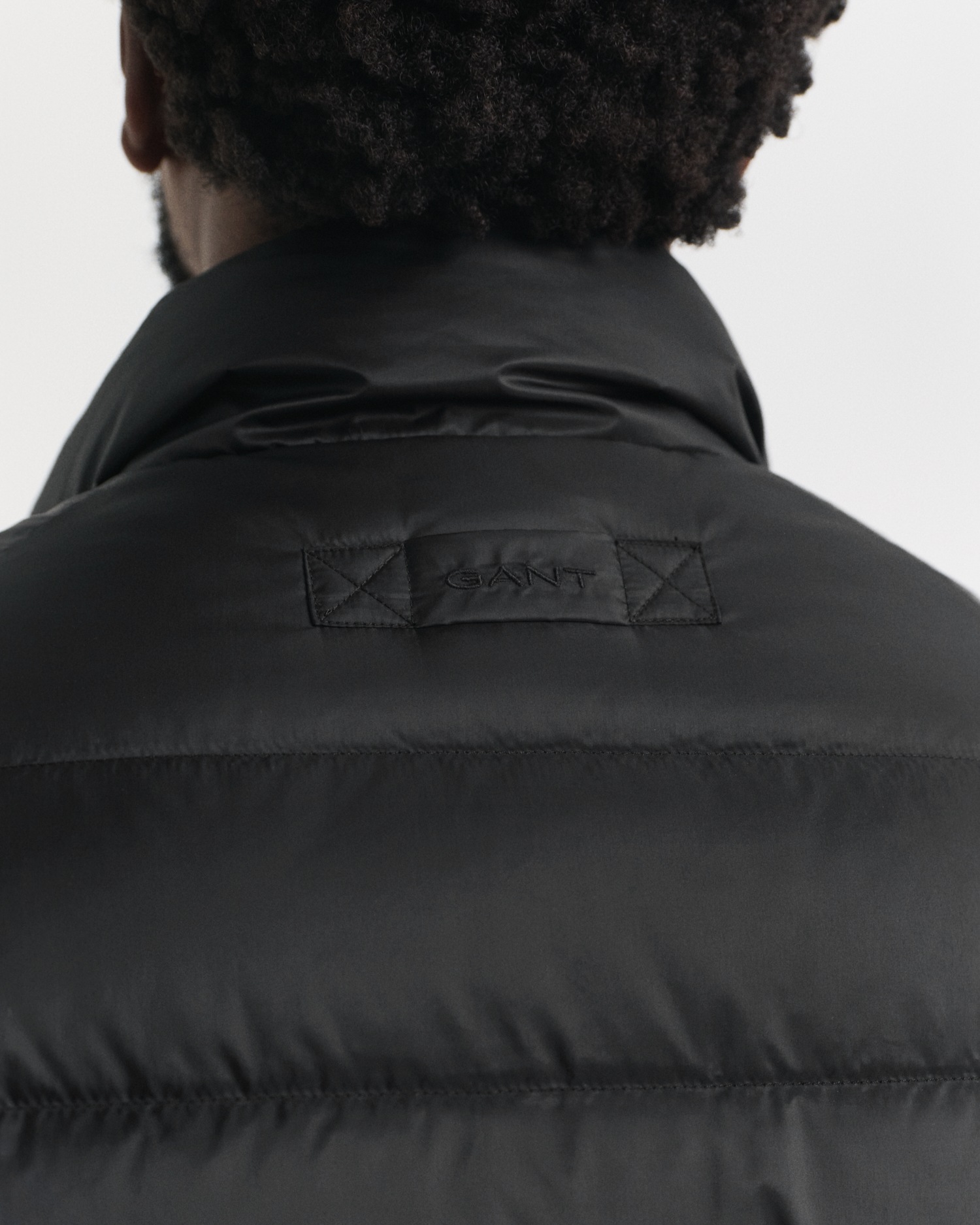 Gant Steppweste »LIGHT DOWN VEST«, Stehkragen, leicht, 2-Wege Reißverschluss