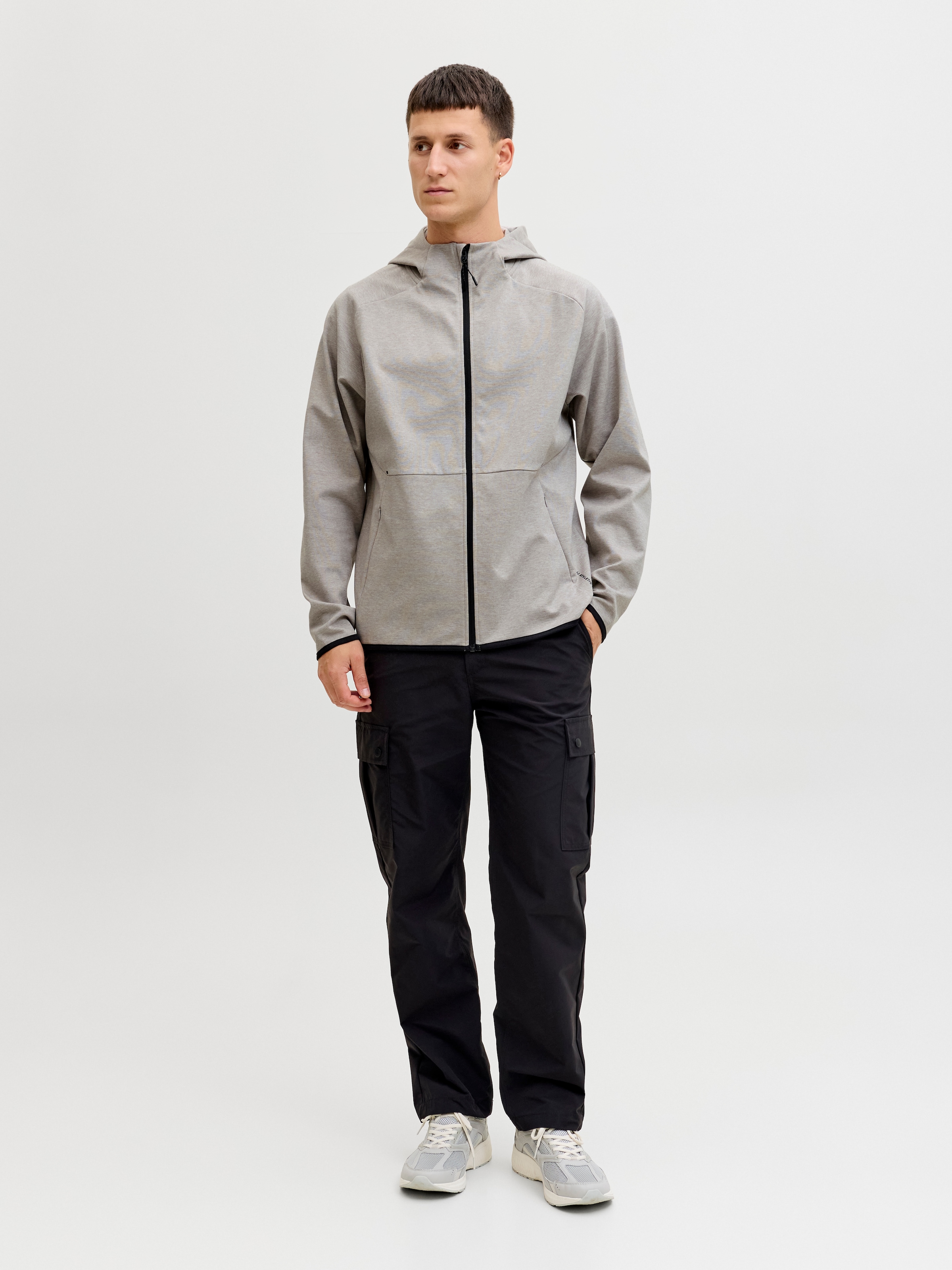 Jack & Jones Sweatshirt »JJEBASE SWEAT ZIP HOOD SN«, mit Kaputze

