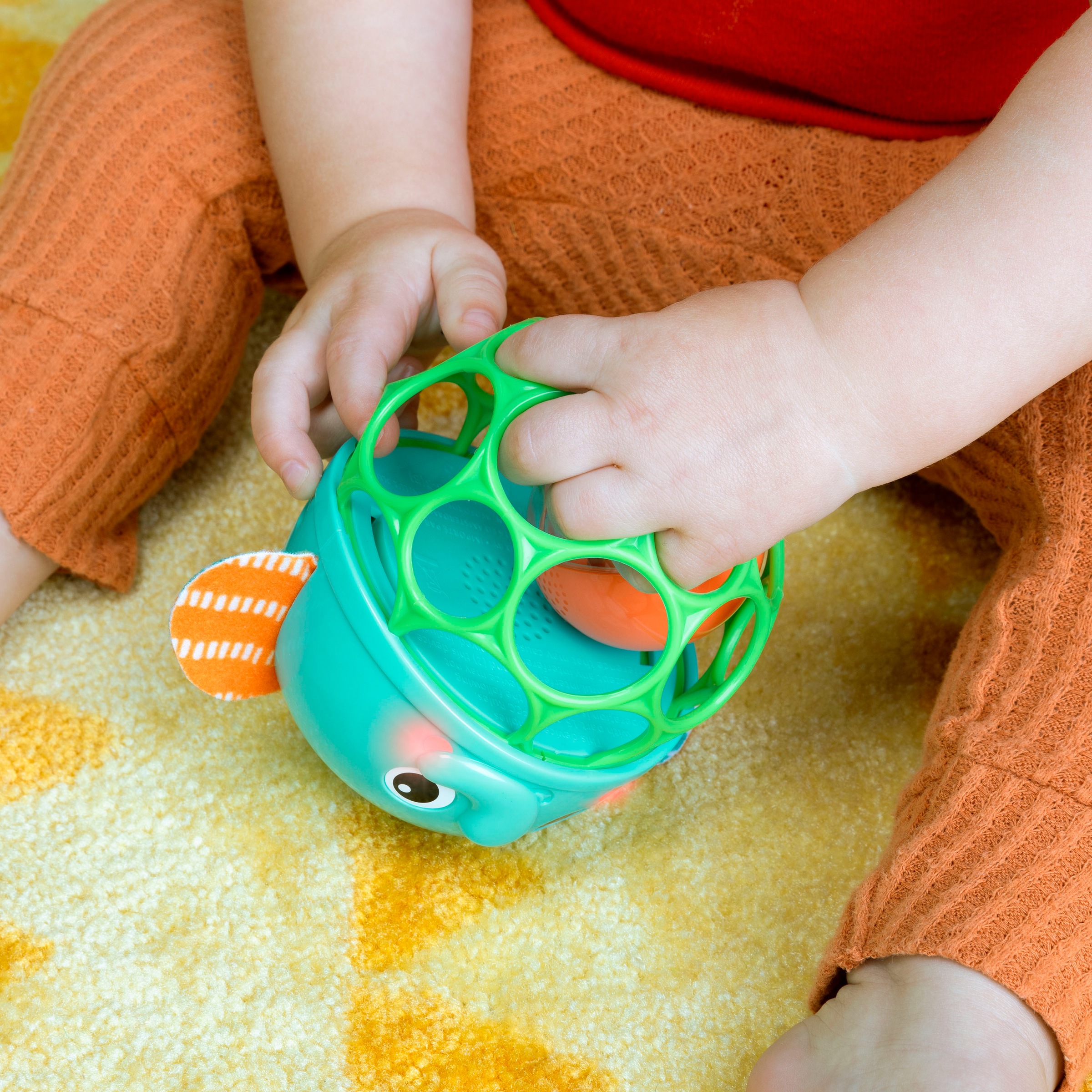 Bright Starts Lernspielzeug »Giggle & Glow Musical Light-Up Toy«, mit Licht und Sound