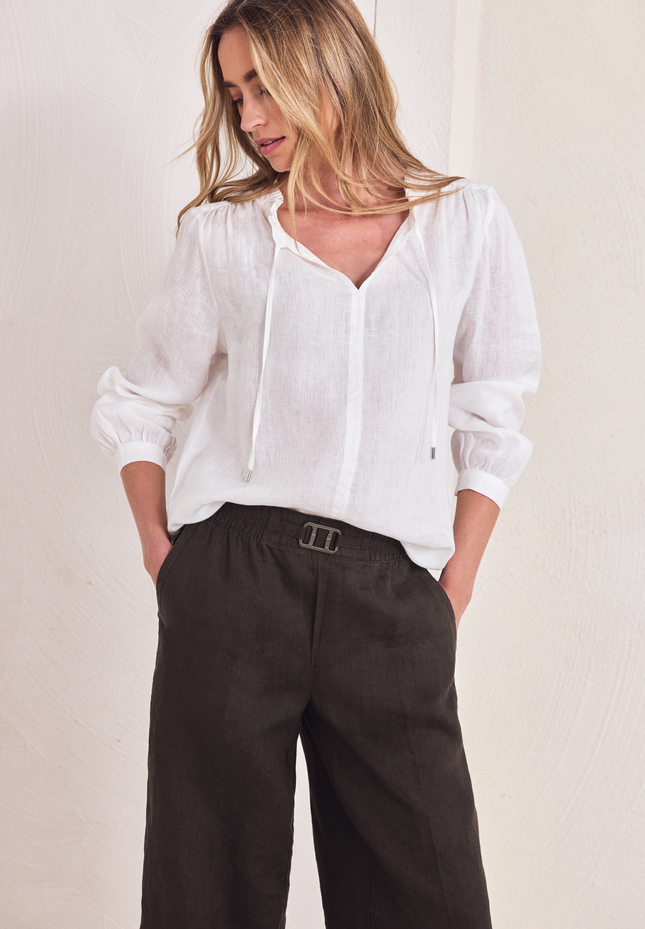 STREET ONE Stoffhose »Style Emee«  Leinenhose mit Schnallendetail