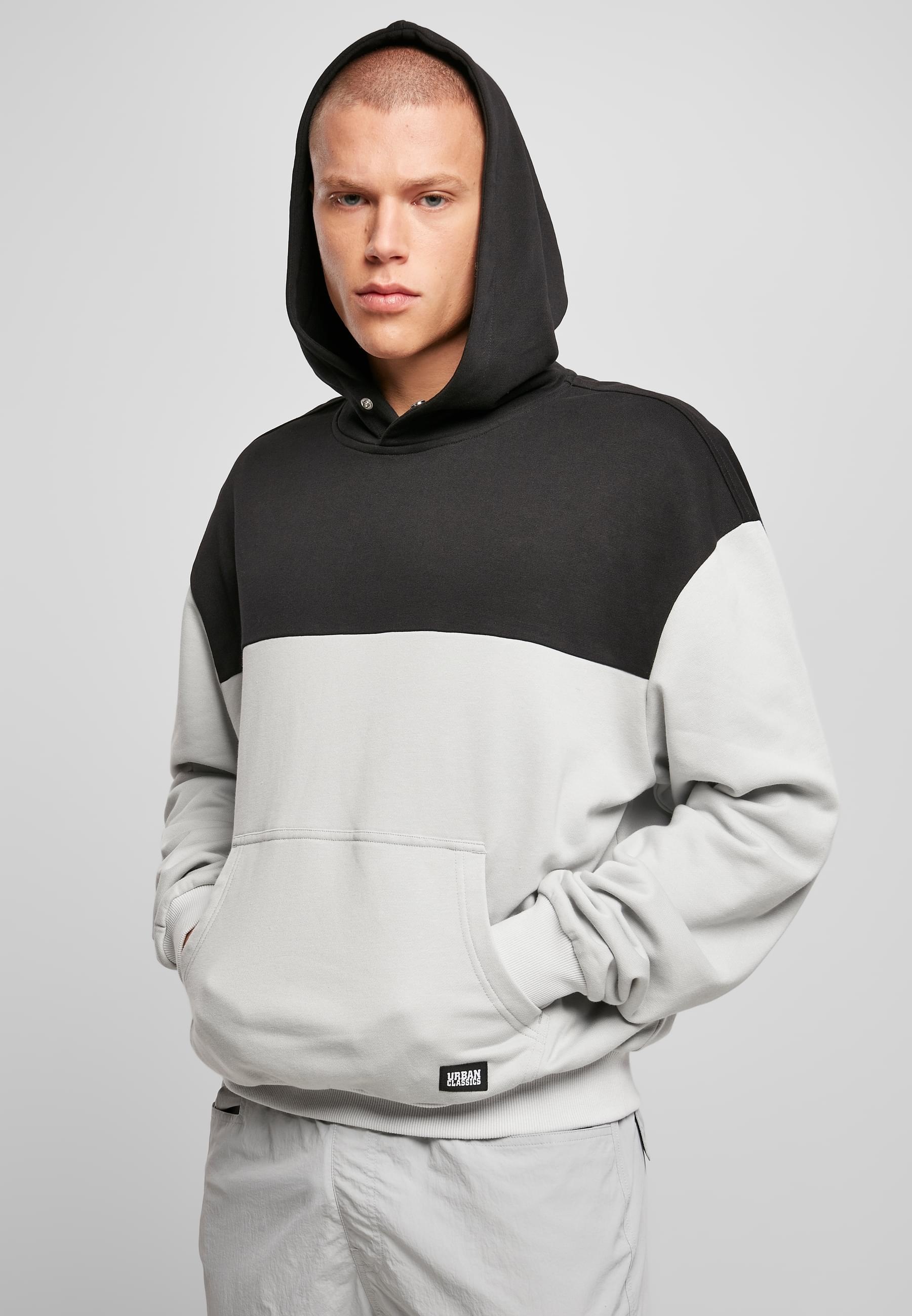 URBAN CLASSICS Sweatshirt »Urban Classics Herren Upper Block Hoody«, 1 Stk.
