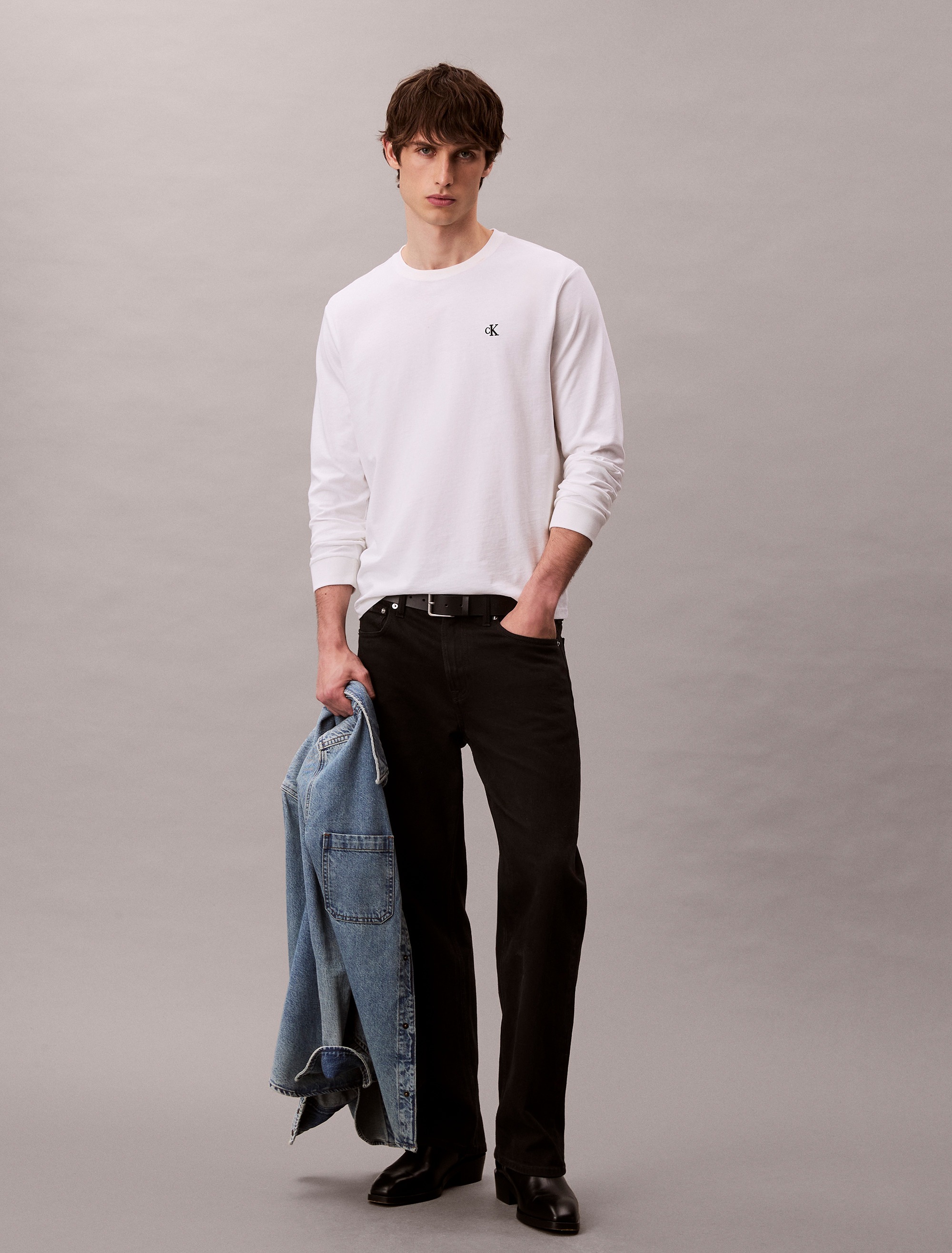 Calvin Klein Jeans Langarmshirt »LS EASY MONOGRAM TEE«, Mit Rundhalsausschnitt, regular fit