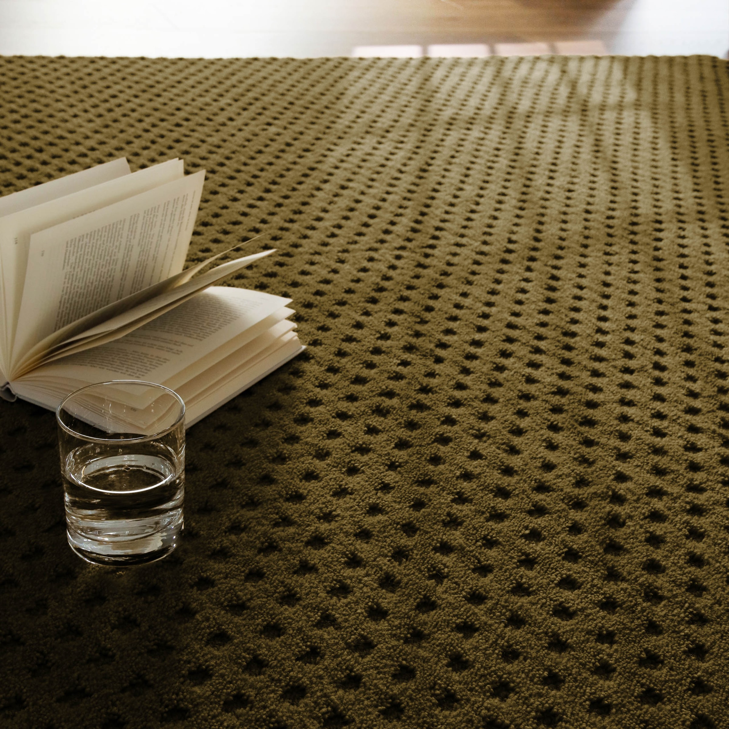 Wecon home Teppich »Castello THREE« rechteckig 7 mm Höhe Schurwolle, Kurzflor mit Hoch-Tief-Effekt, Wohnzimmer, Punktmuster