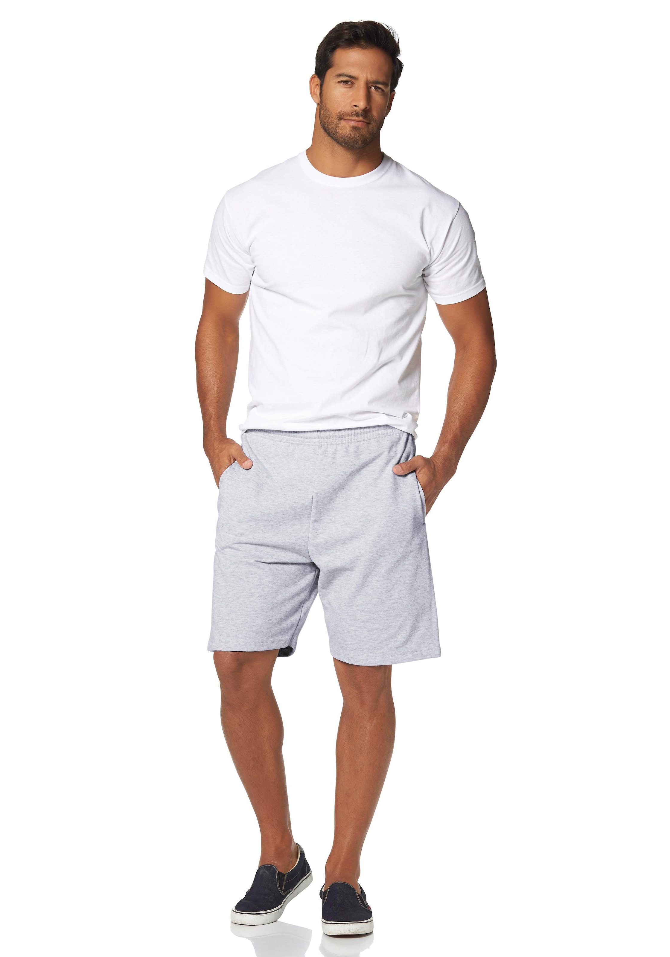 Fruit of the Loom Sweatshorts, in bequemer Form