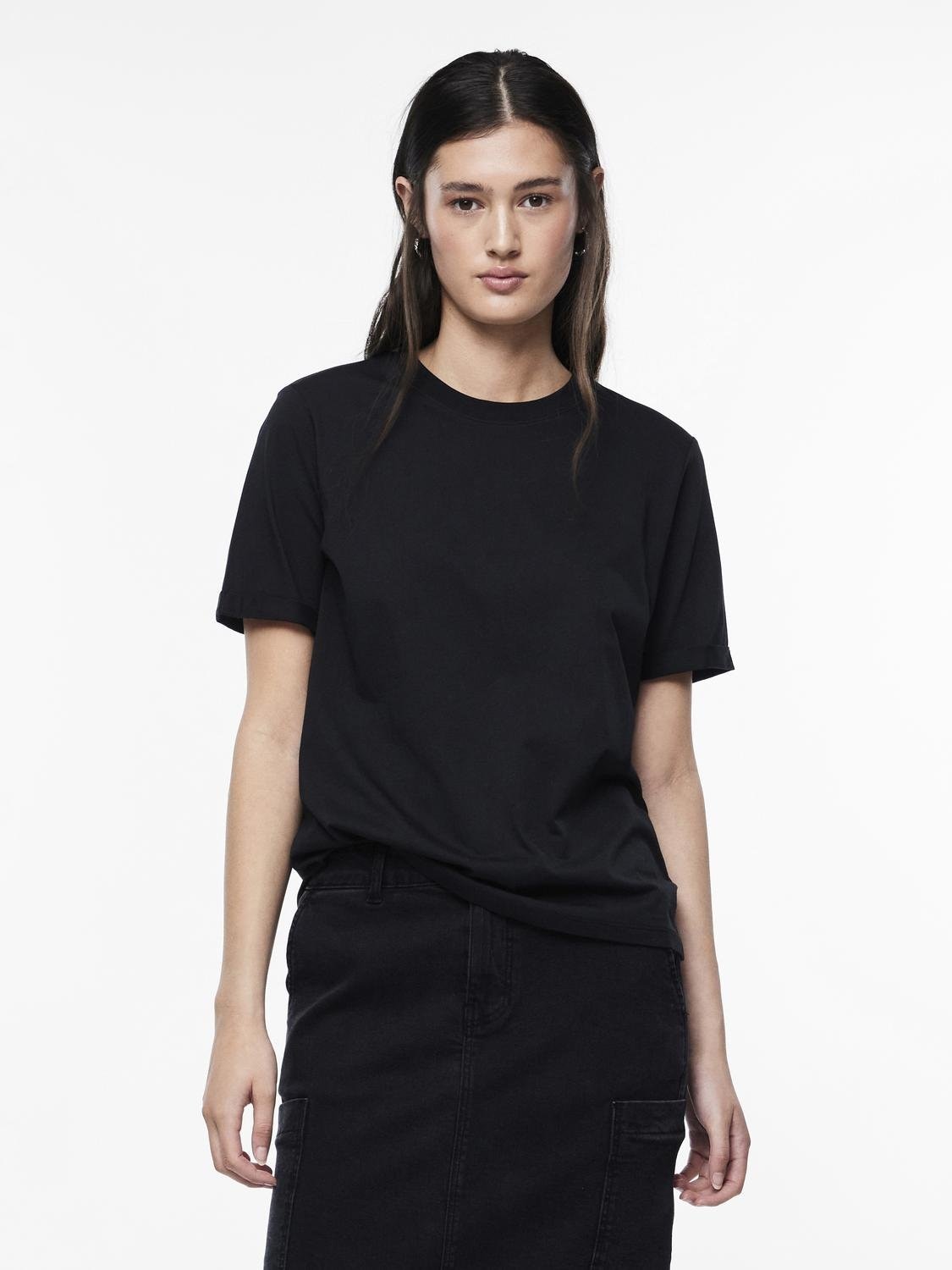 pieces Rundhalsshirt »PCRIA SS FOLD UP SOLID TEE NOOS BC«