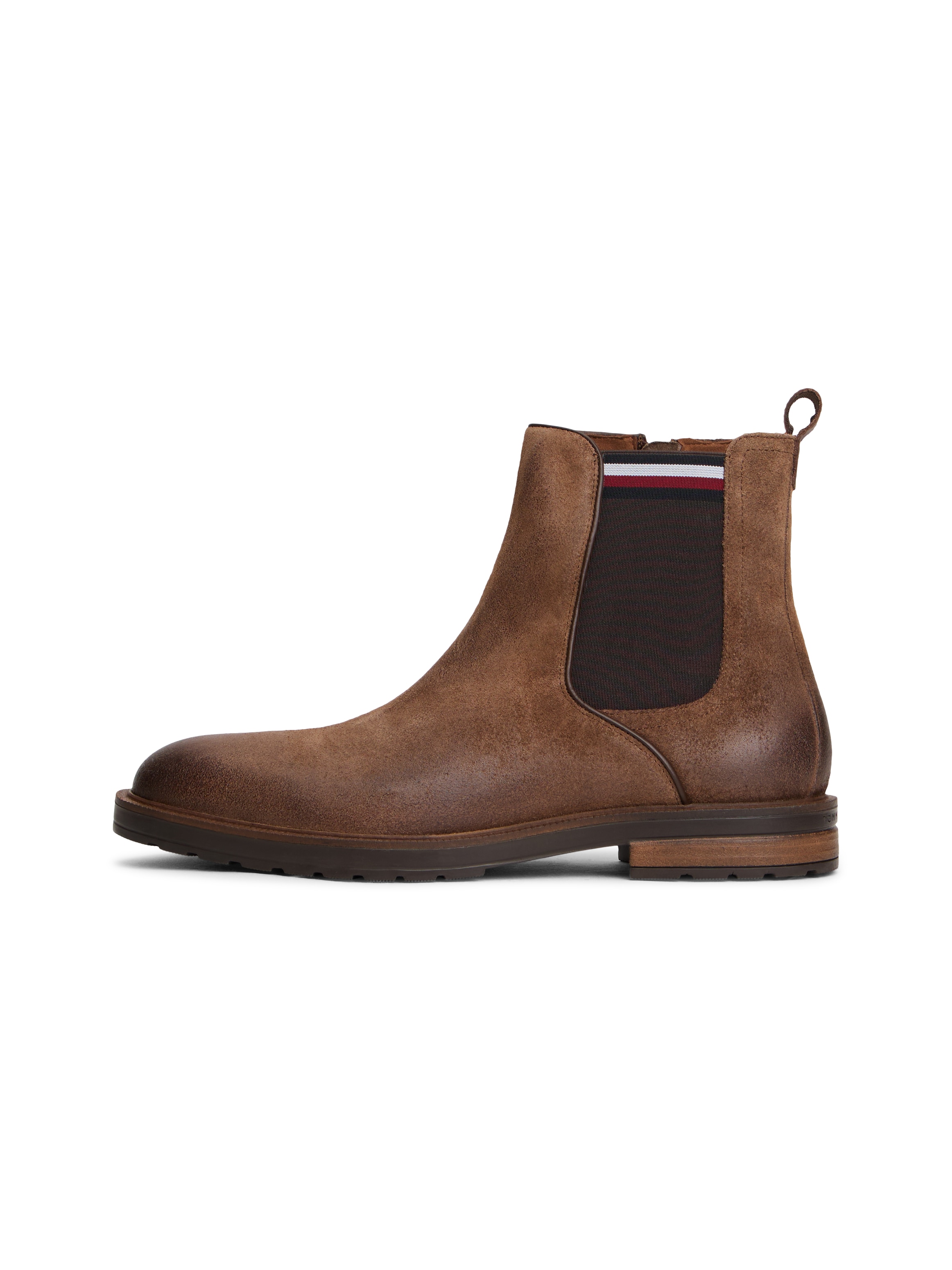 Tommy Hilfiger Chelseaboots »CLEATED HILFIGER SUEDE CHELSEA«, Blockabsatz, Stiefelette, Businessschuh mit Logostreifen