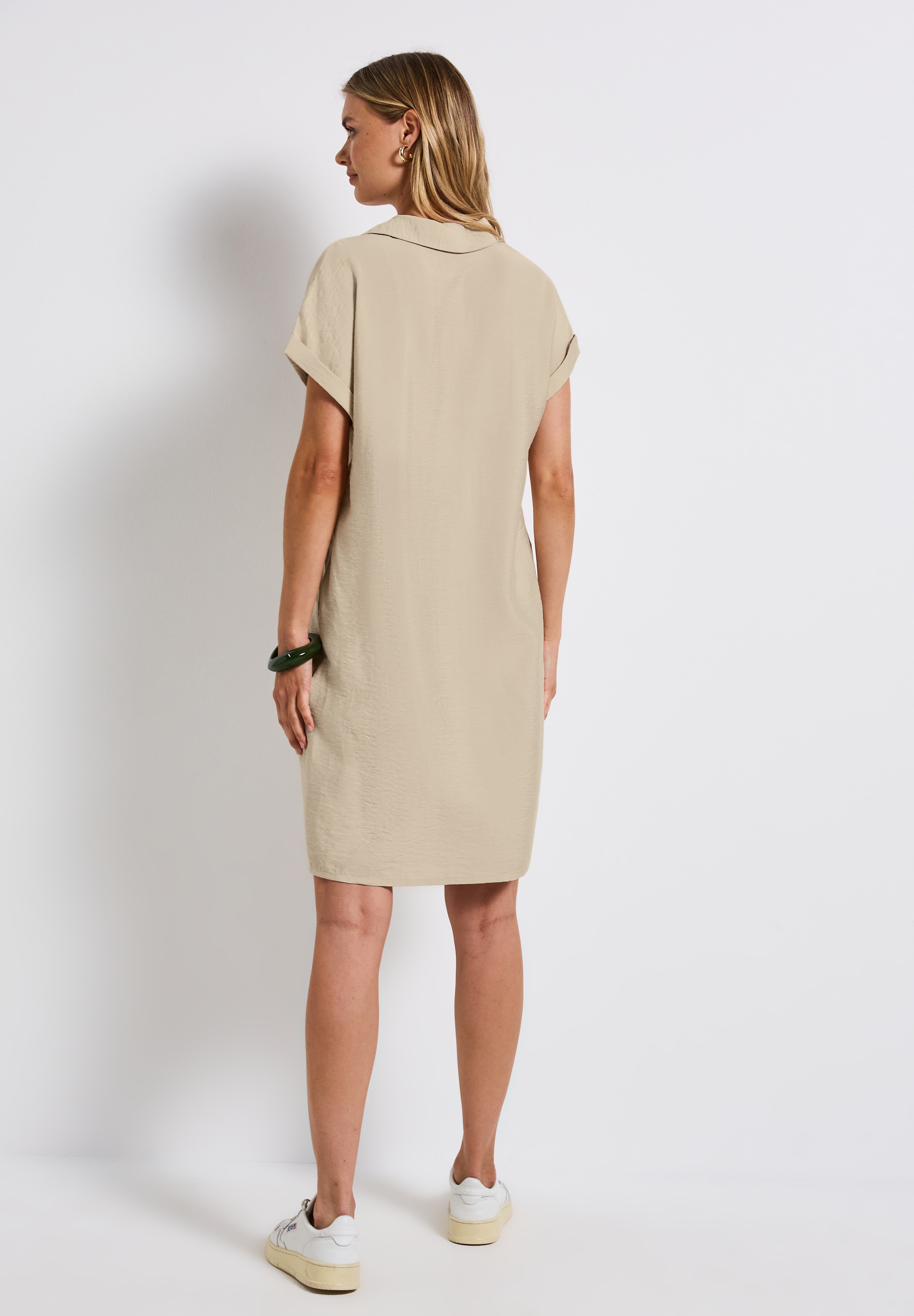 STREET ONE Shirtkleid, mit geschlitztem Ausschnitt