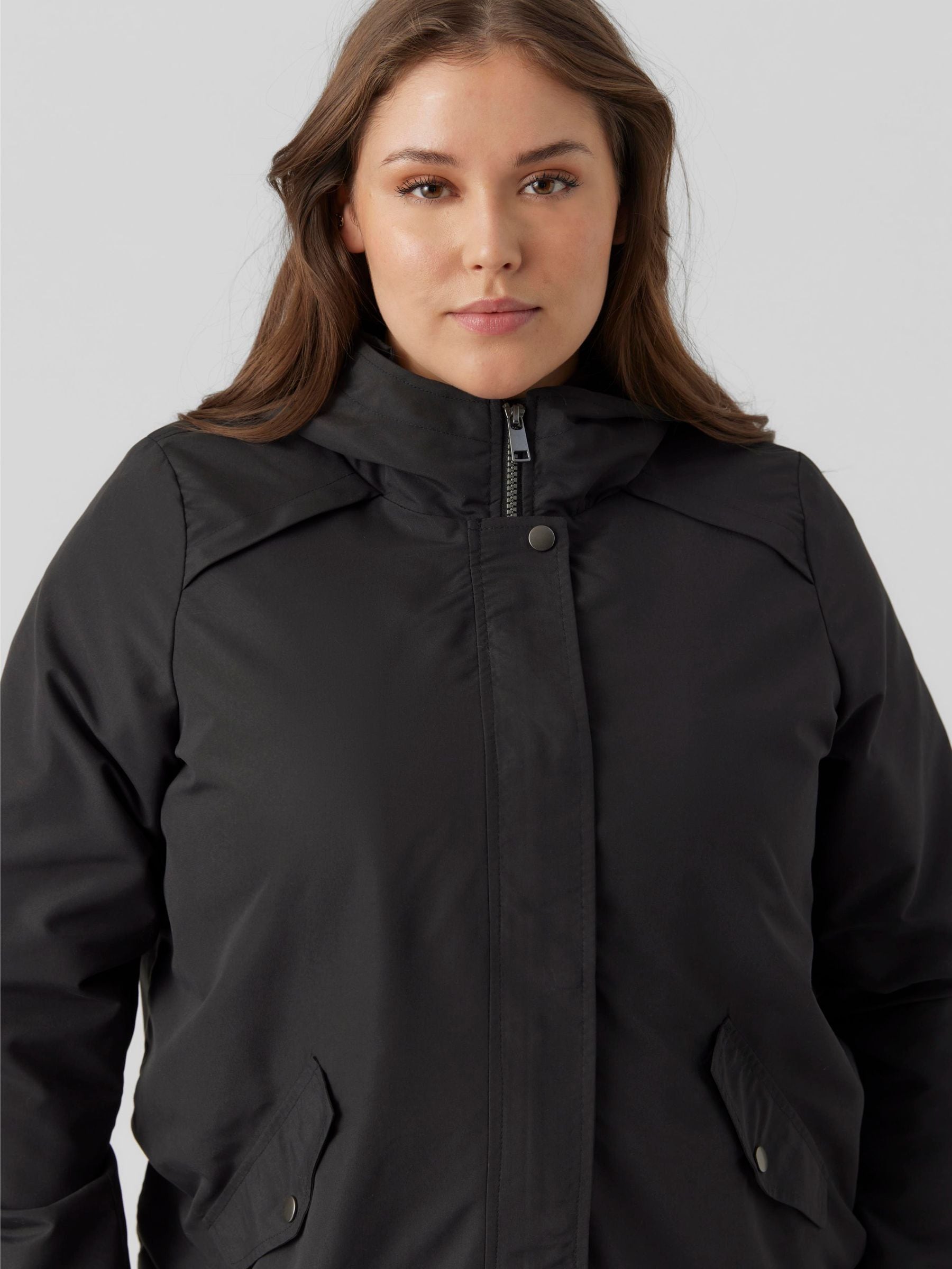 Vero Moda Curve Parka »VMCZOA SHORT PARKA NOOS CUR« mit Kapuze der perfekte Parka für die Übergangszeit
