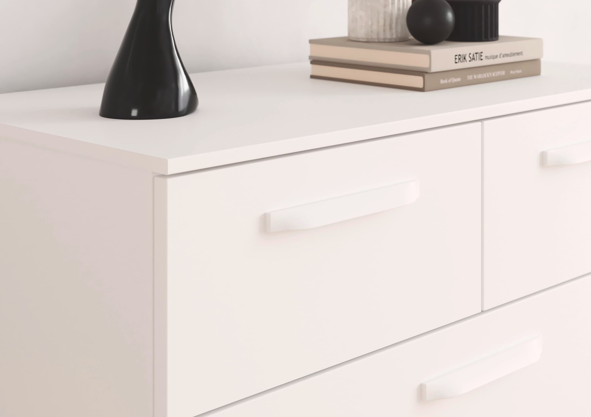 rauch Schubkastenkommode »Sideboard Schubladenkommode OTELI mit Dekor- und Hochglanzfront« Breite 80 cm inkl. Soft-Close-Funktion,  mit 5 geräumigen Schubladen für viel Stauraum MADE IN GERMANY