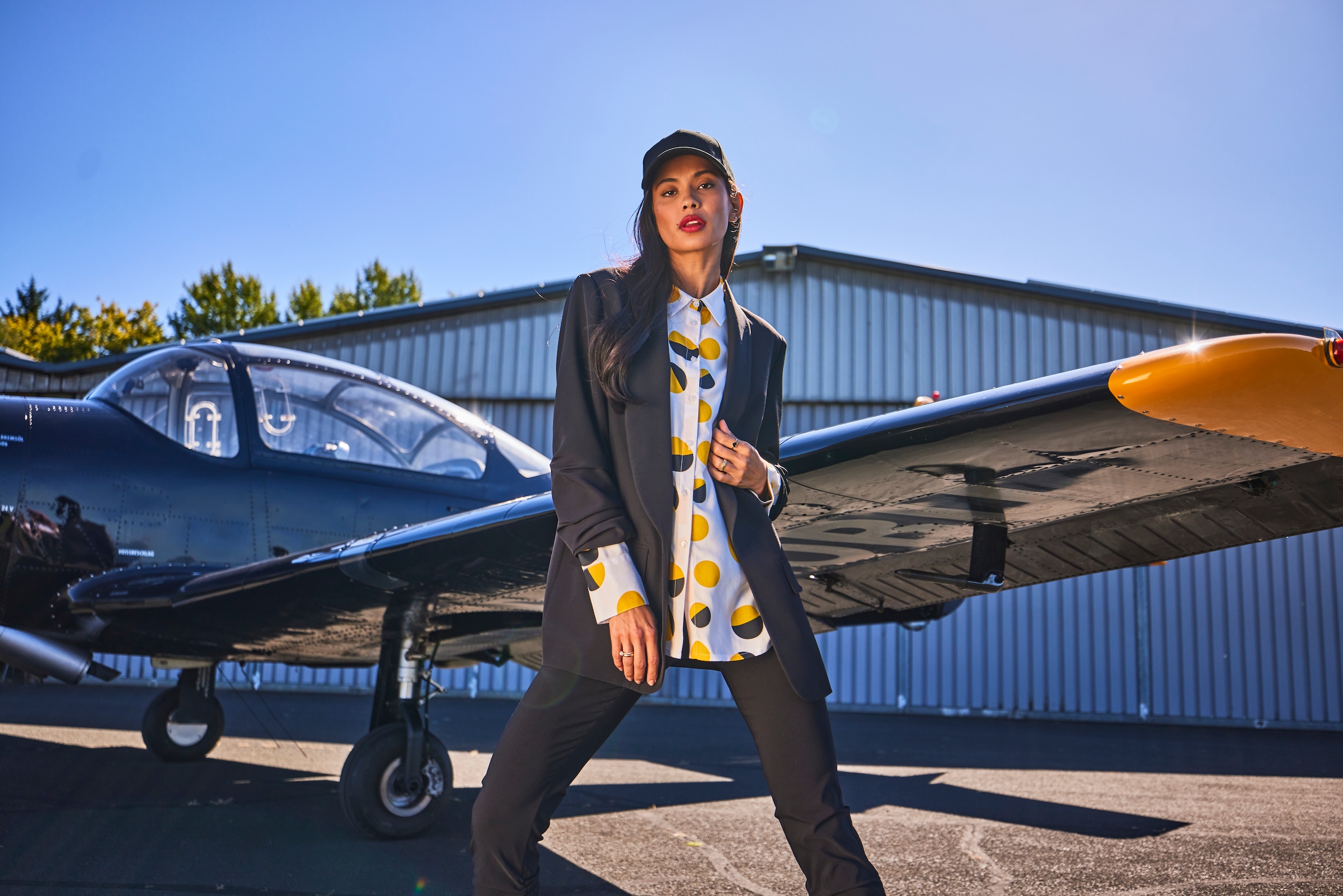 Aniston SELECTED Longblazer mit modischem Reverskragen und gerafften Ärmeln