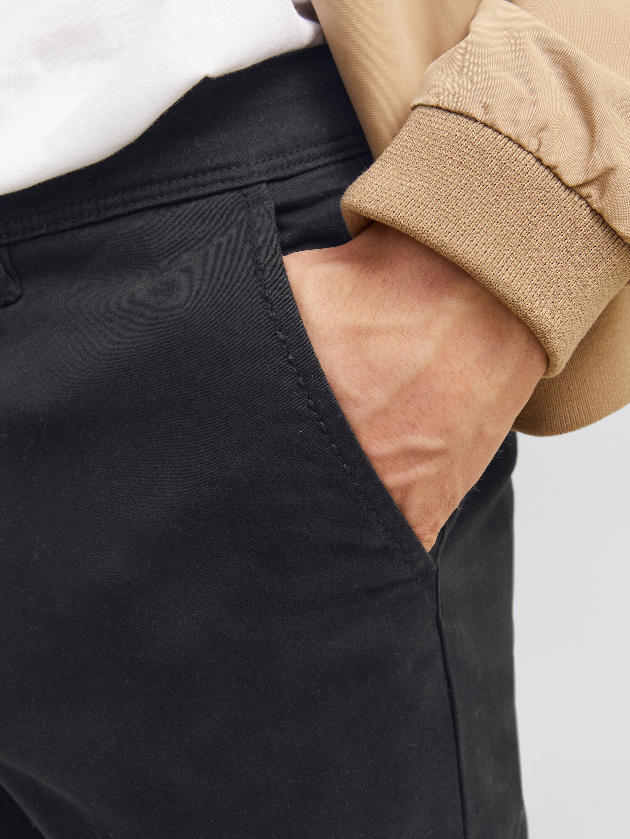 Jack & Jones Chinohose »JJIMARCO mit Badge und hohem Tragekomfort«  unifarben, modisch, slim fit, Baumwollmischung