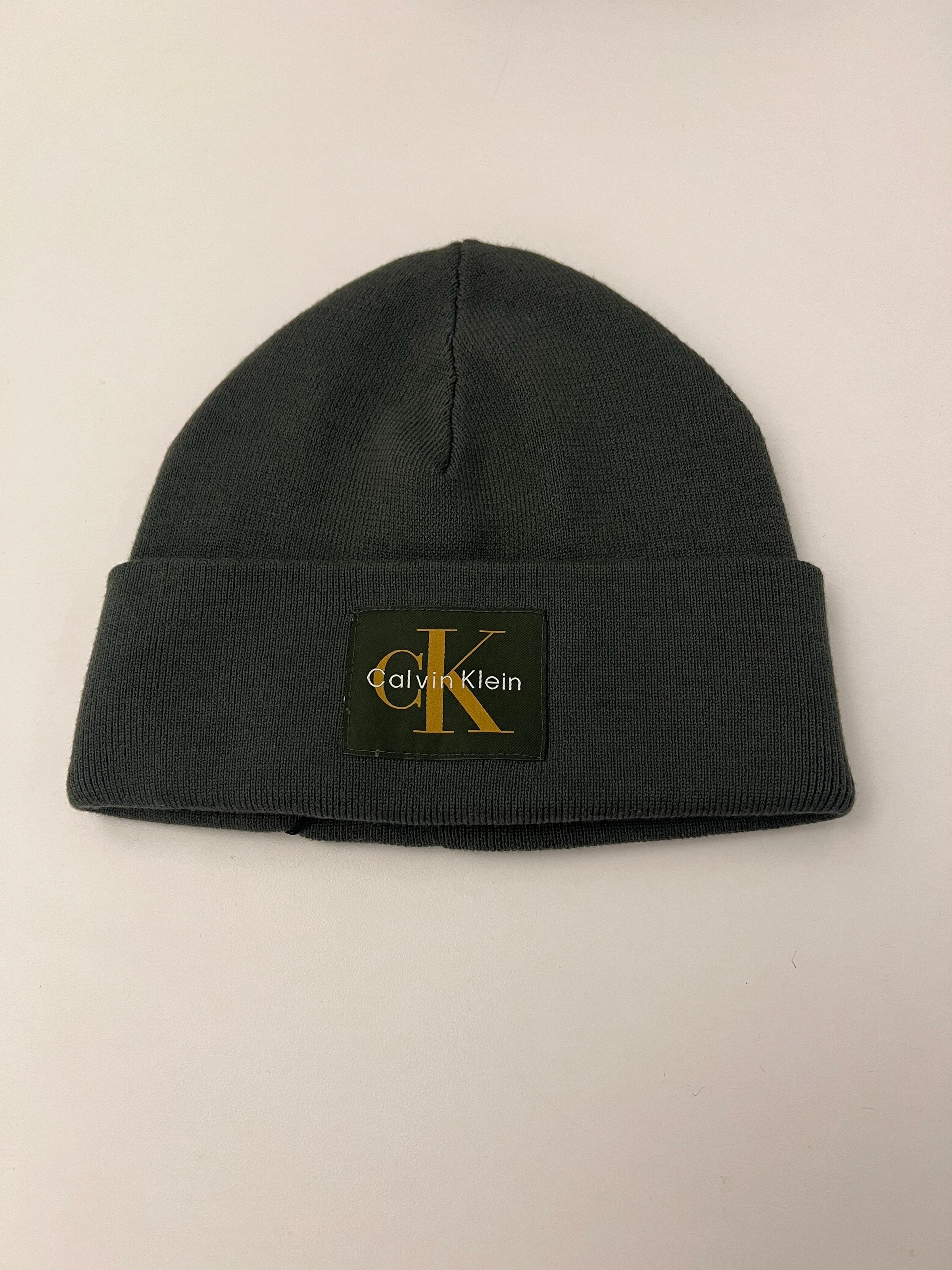 Calvin Klein Beanie »MONOLOGO PATCH BEANIE« Perfekt für den Alltag