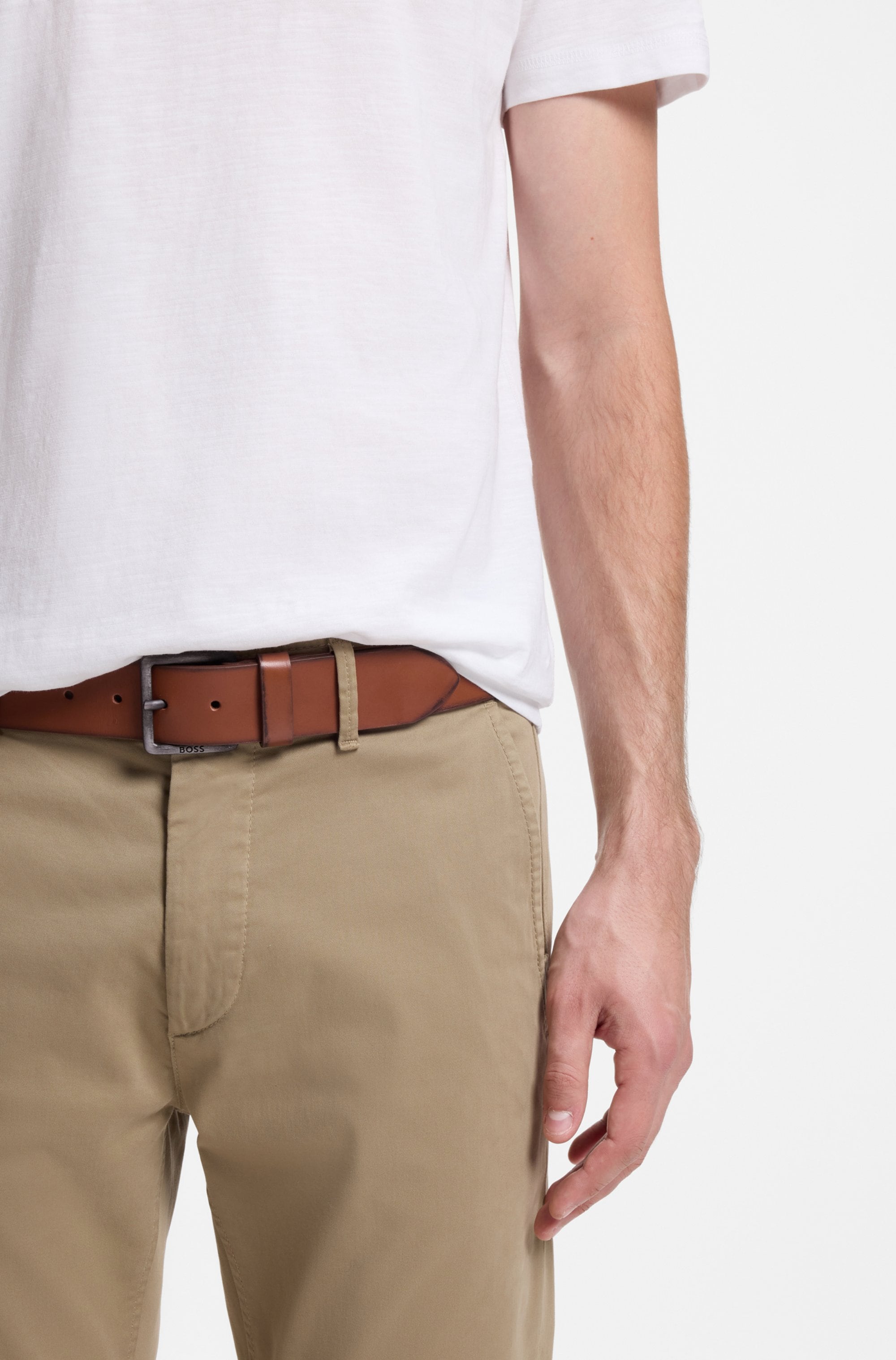 BOSS Ledergürtel »Jeeko_Sz40« mit matter Schließe