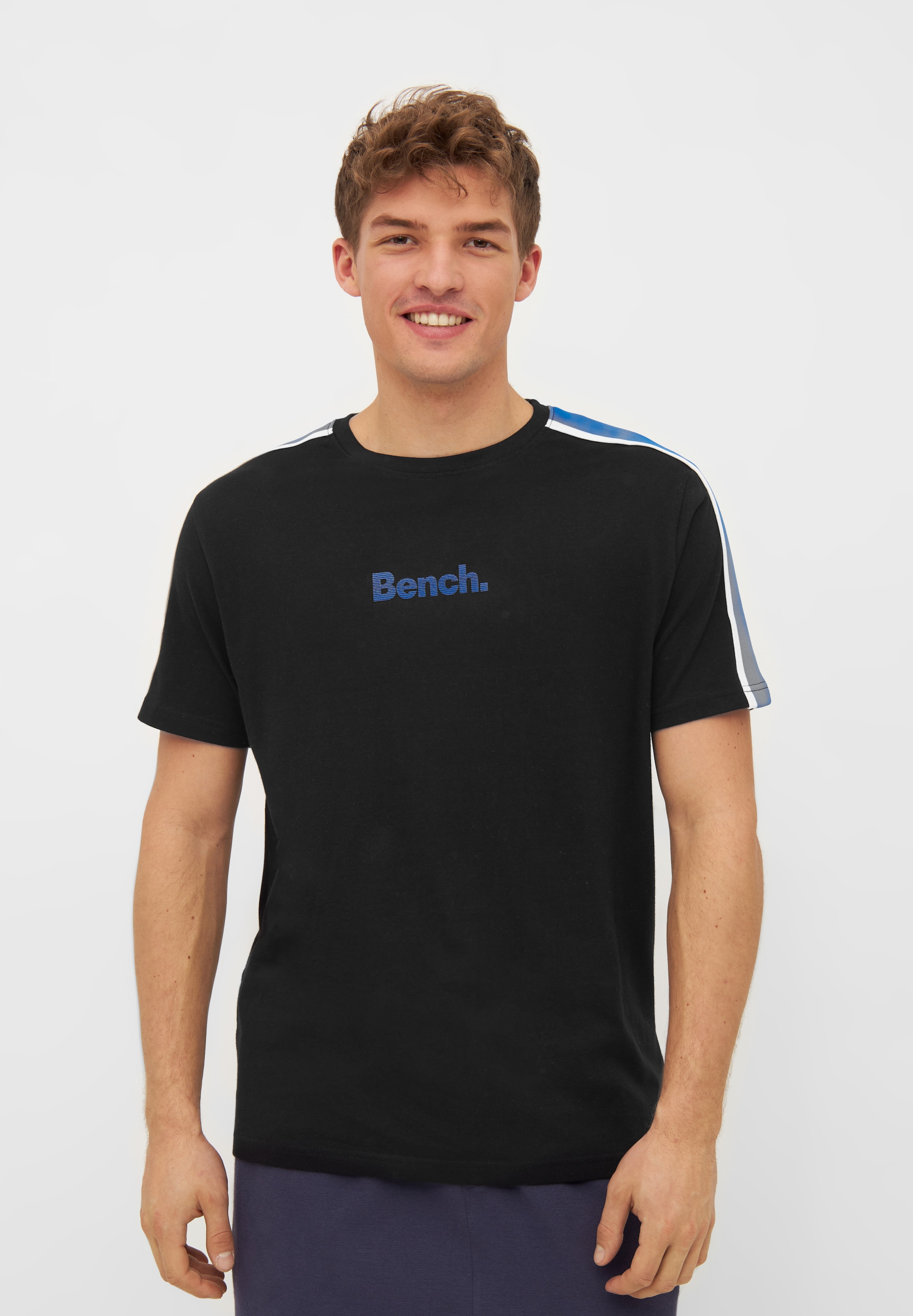 Bench. T-Shirt »SANJA«