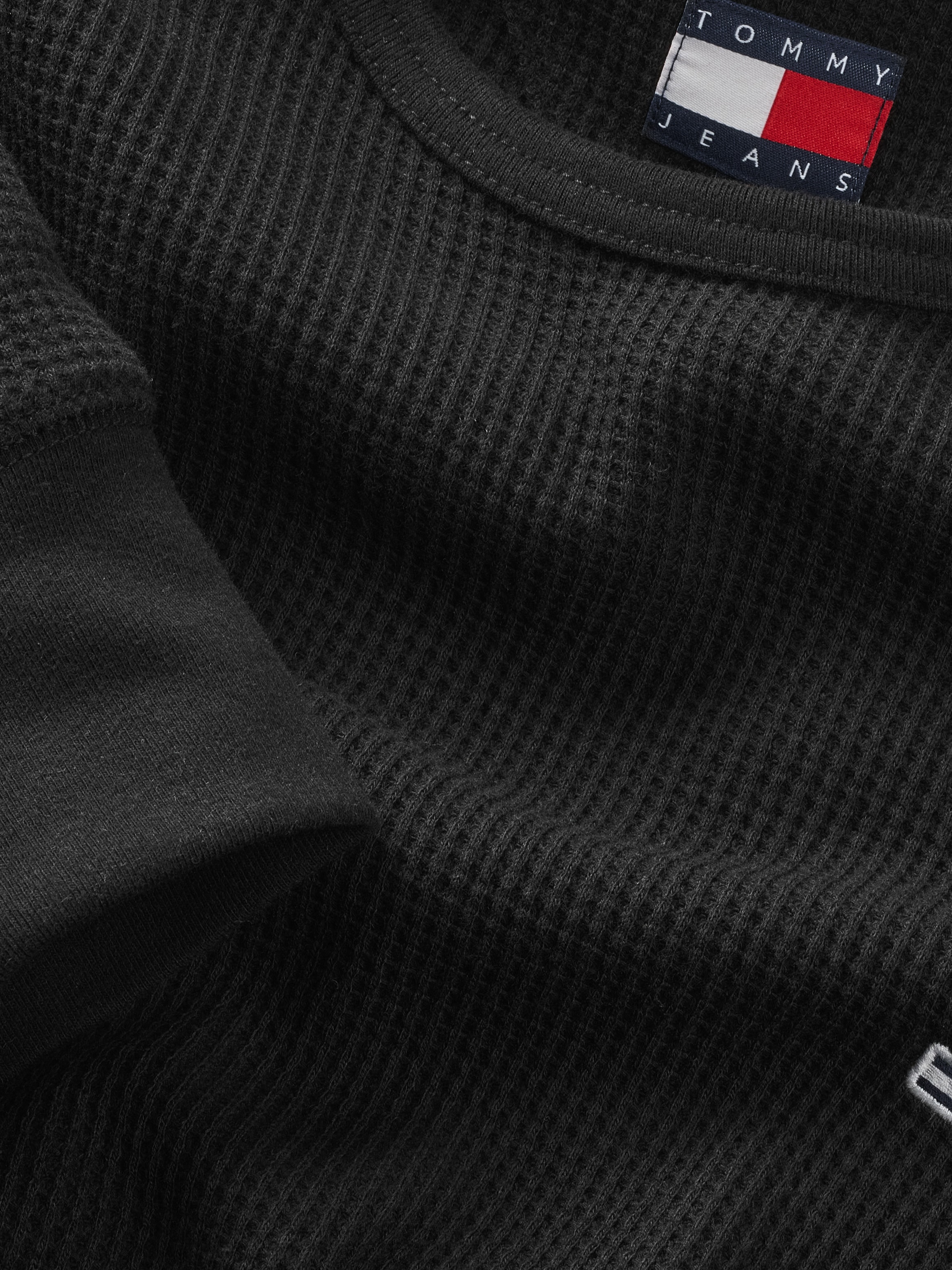 Tommy Jeans Langarmshirt »TJM SLIM WAFFLE L/S TEE EXT«, mit Waffelstruktur