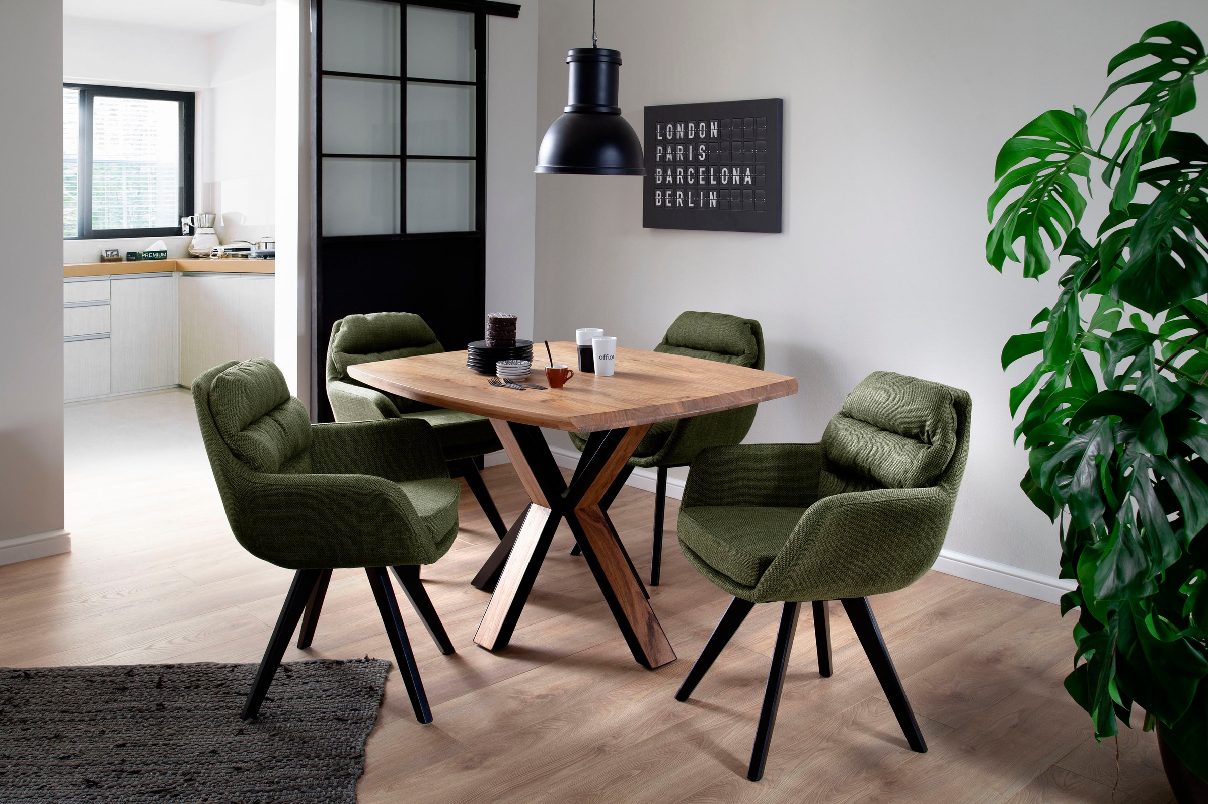2. Bild von MCA living Esstisch »Kiew«, Esszimmertisch Massivholz mit Schweizer Kante