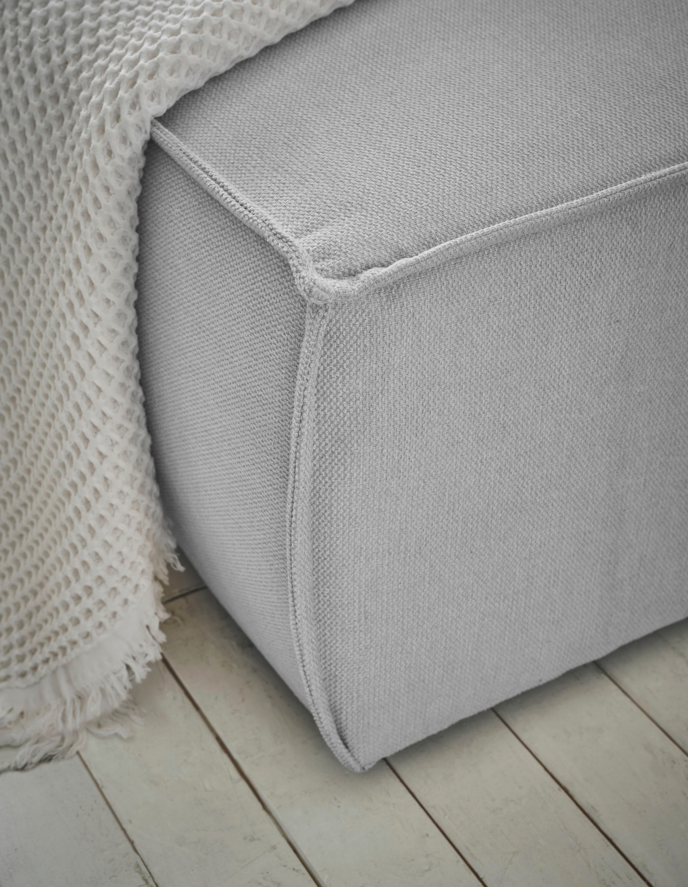 andas Ecksofa »Finnley Schlafsofa 267 cm in Bouclé, Struktur fein u. Cord, L-Form,«, Schlaffunktion m. Bettkasten (136/210 cm), Bouclé, Struktur und Cord