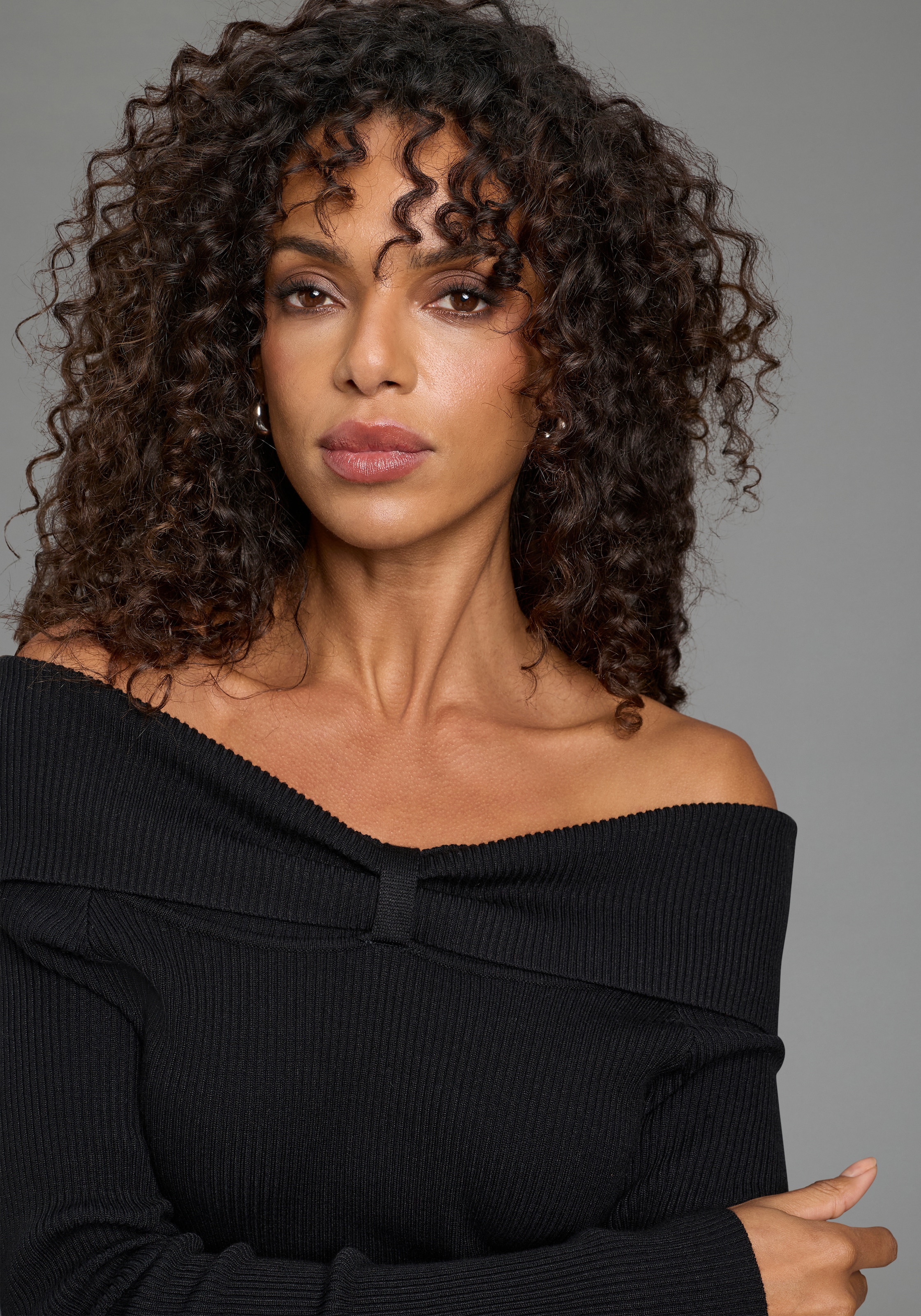 Bruno Banani Carmenpullover aus weichem Rippstrick, figurbetonte Passform
