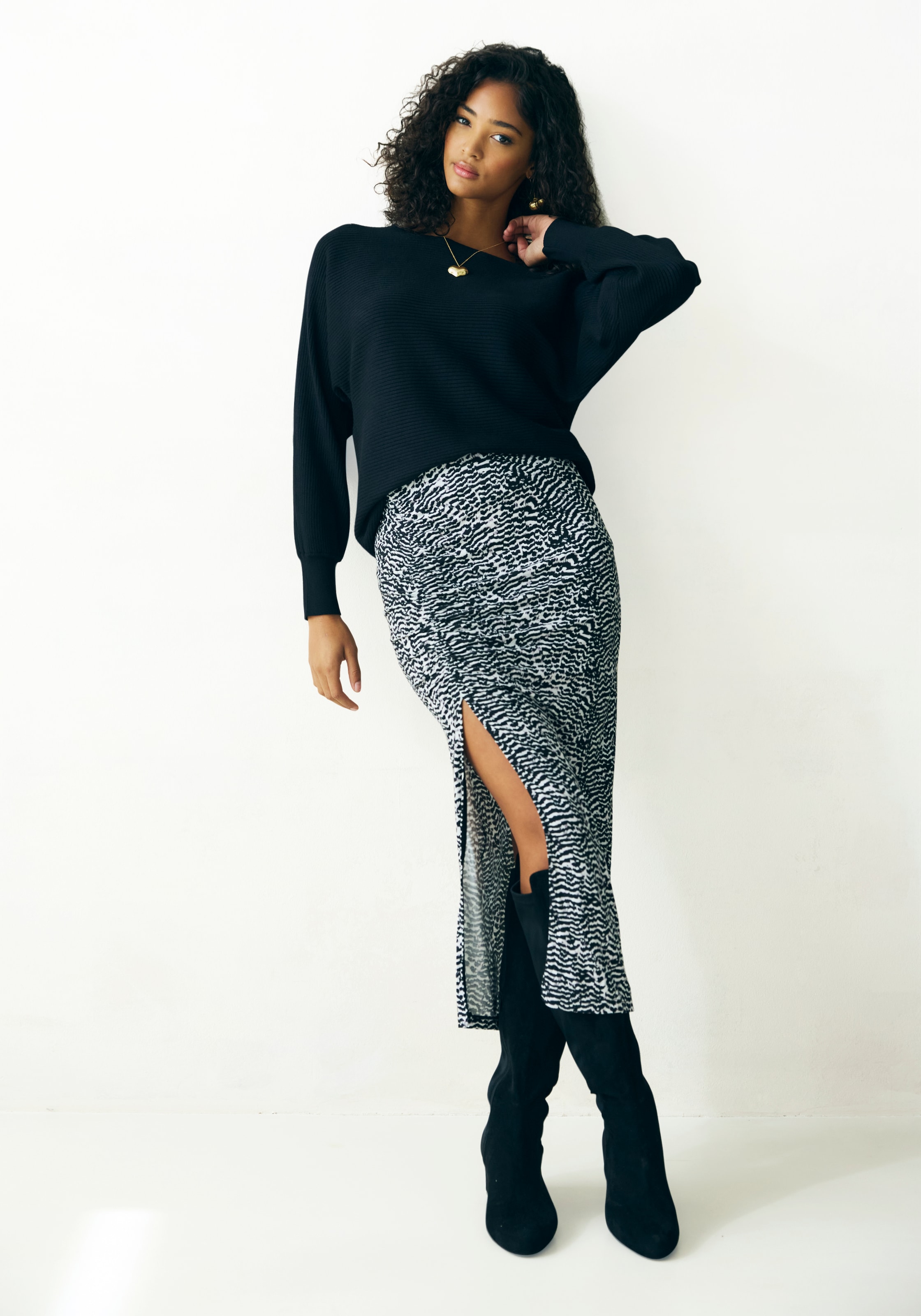 VIVANCE Midirock mit seitlicher Raffung und Schlitz, Jerseyrock in Animalprint schwarz-weiß bedruckt 36 36 Bund mit innenliegendem Gummizug