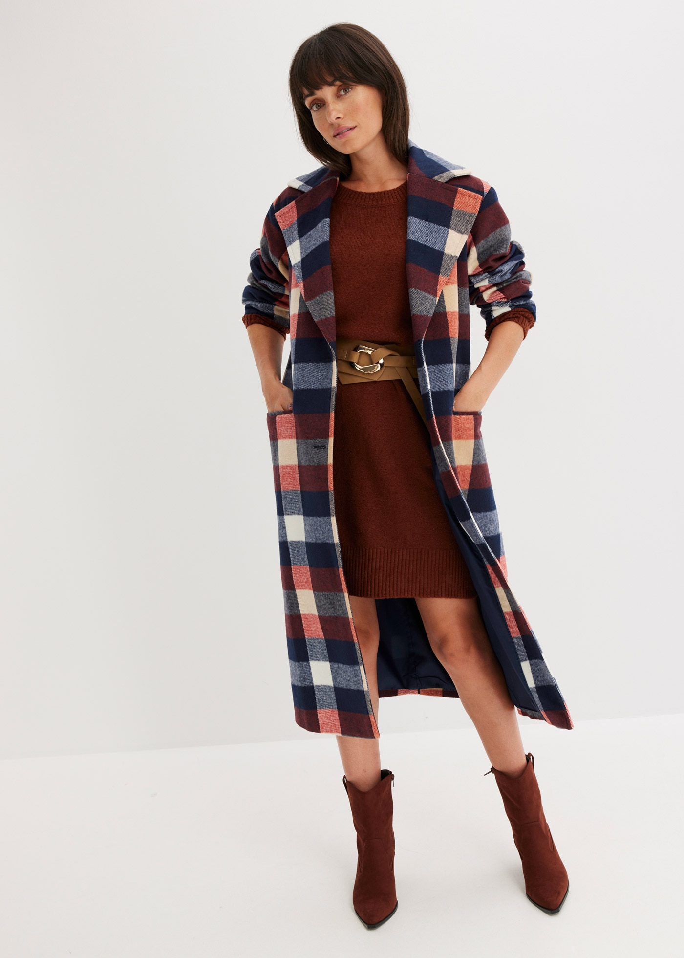 bonprix Sweatkleid »Oversize-Strickkleid« aus Materialmix, Oversize Passform, knielang, mit Seitenschlitzen