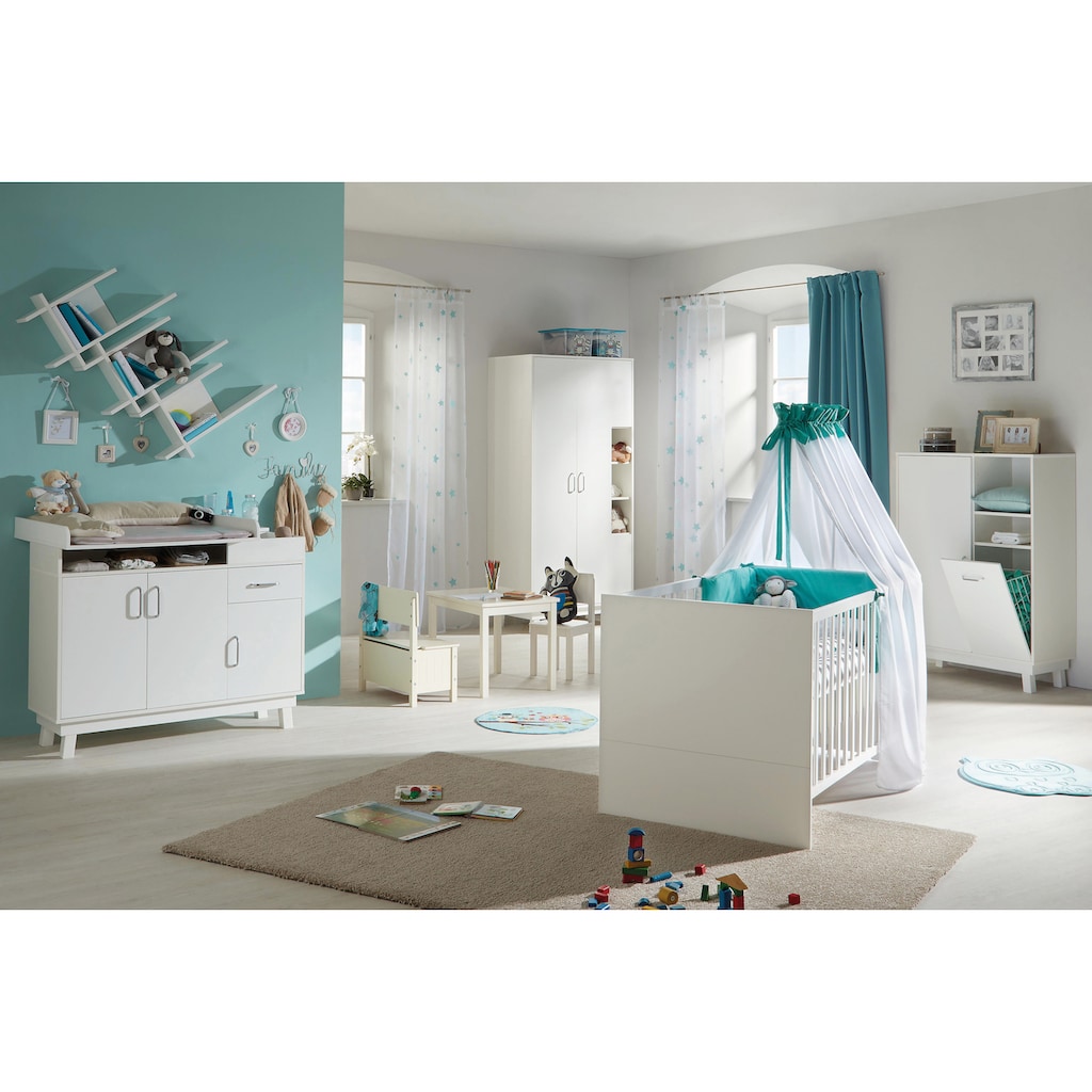 roba® Babyzimmer-Komplettset »Nordic, weiß«, (Set, 3 St., Kinderbett, Wickelkommode, Kleiderschrank), Kinderbett, Wickelkommode und 2-trg. Kleiderschrank; Made in Europe