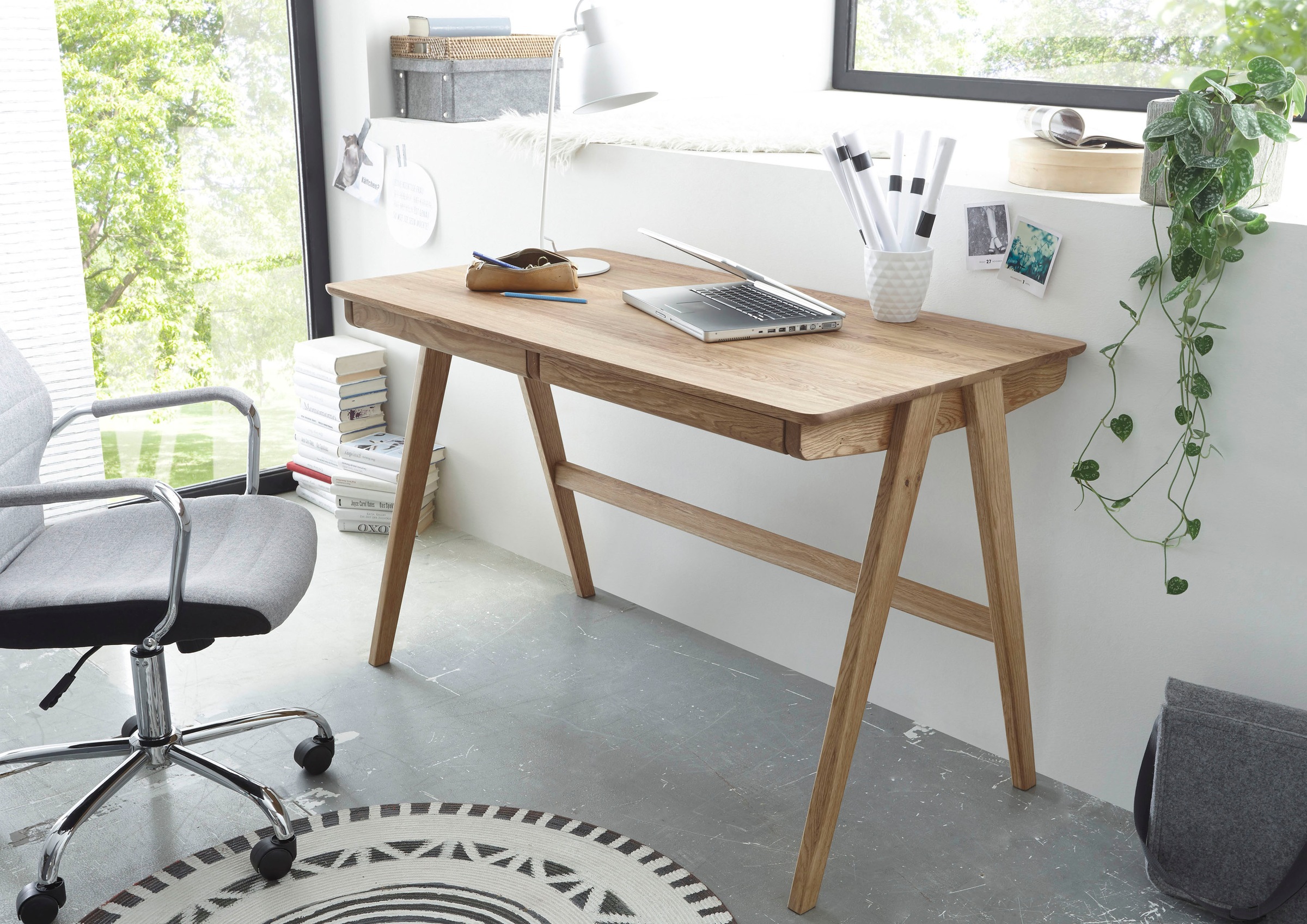 MCA furniture Schreibtisch »Delia«, Asteiche Massivholz geölt mit Schubladen, Breite 120 cm