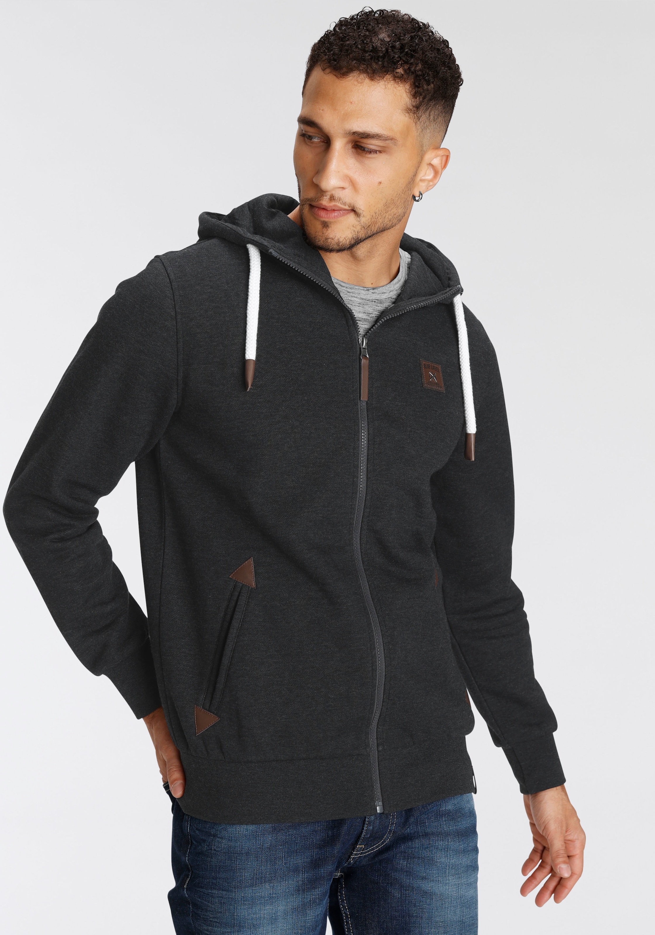 AJC Kapuzensweatjacke, mit Lederappltikationen an den Eingriffstaschen