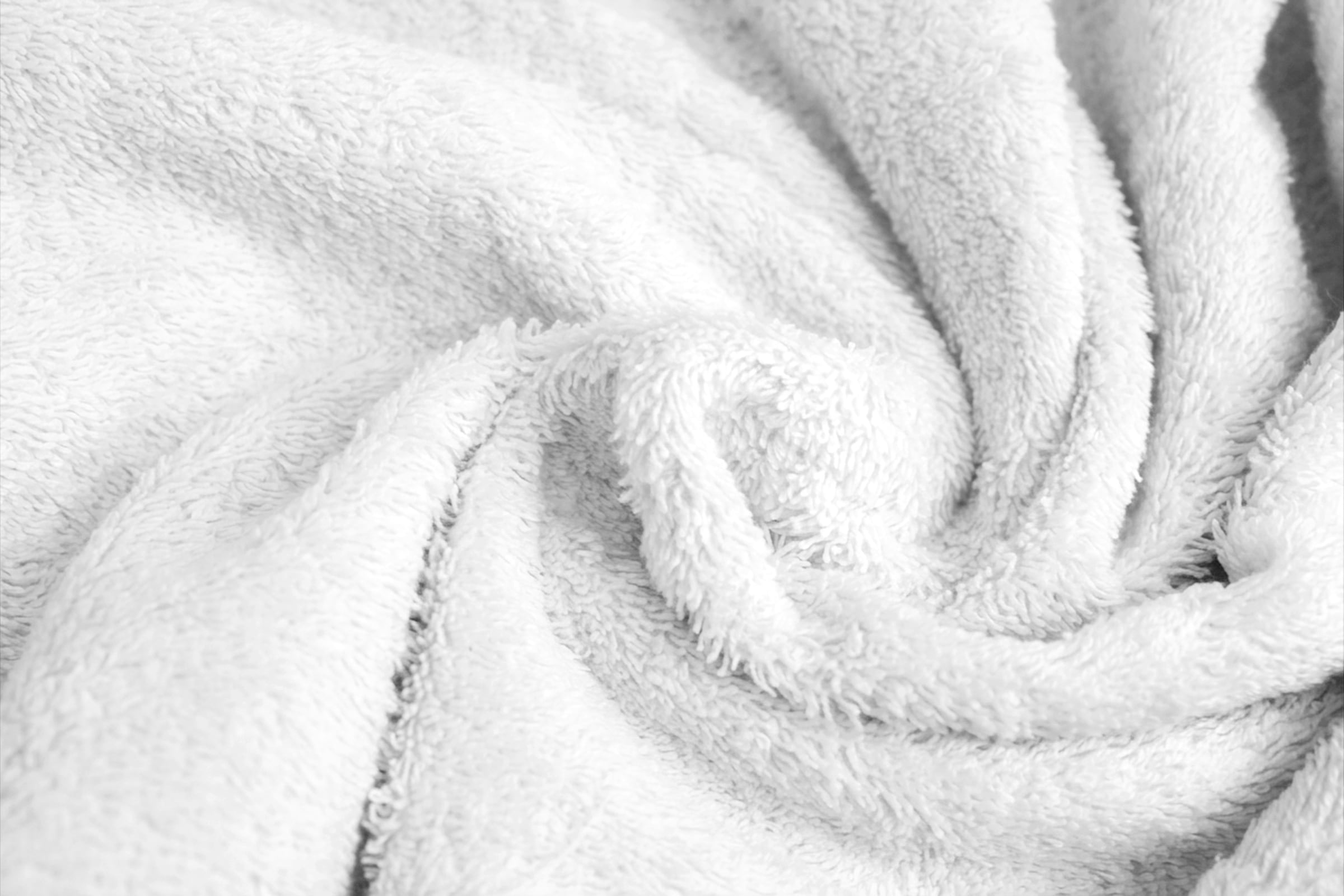 OTTO home Badetücher »Finnja, 2 große Premium Duschtücher, 550 gr/m², 100x150cm« 100% Baumwolle, unifarben, schwer & flauschig, 5 Jahre Garantie