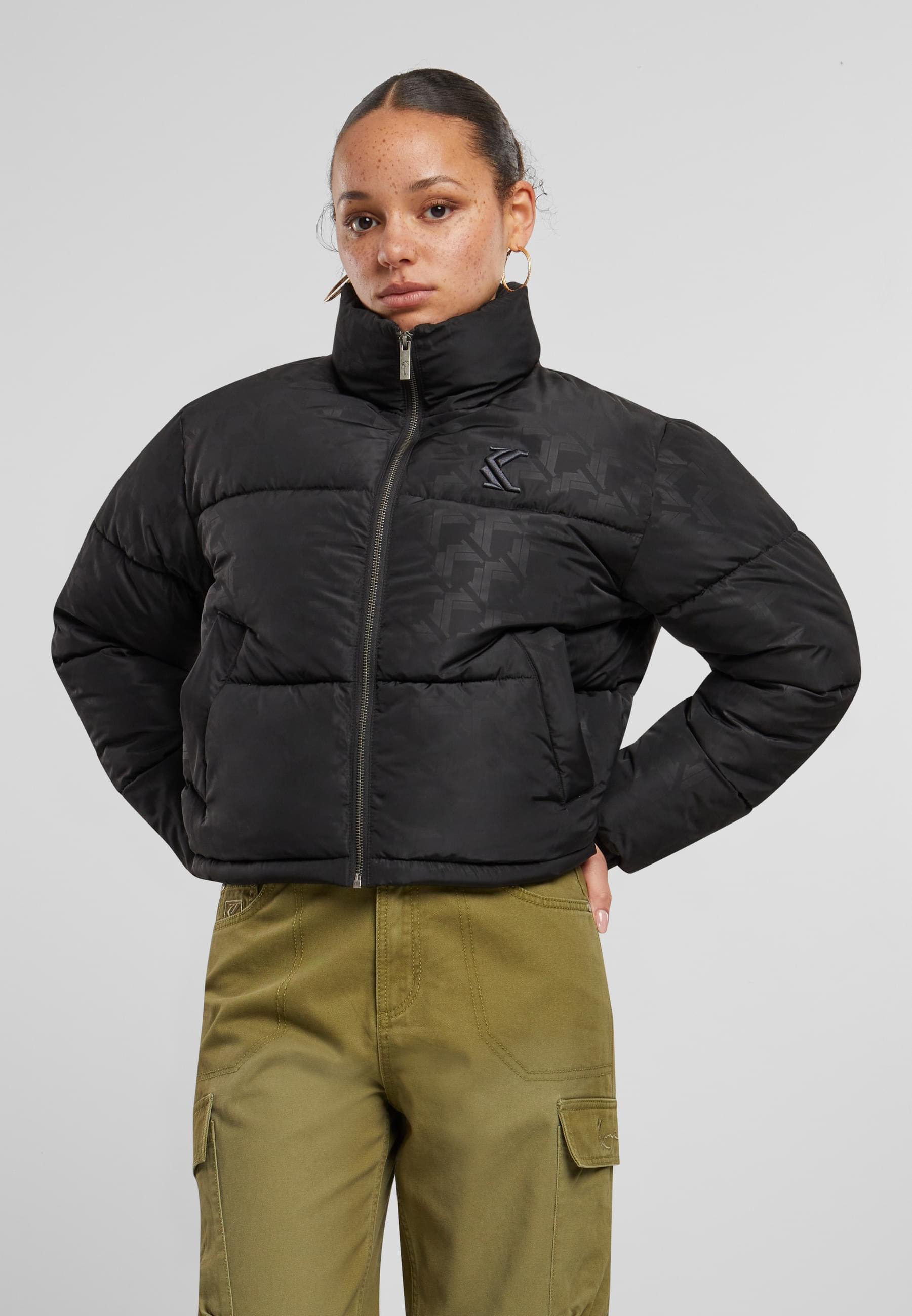 Karl Kani Winterjacke »Karl Kani Karl Kani OG AOP Crop Puffer Jacket« 1 Stk. tlg. ohne Kapuze