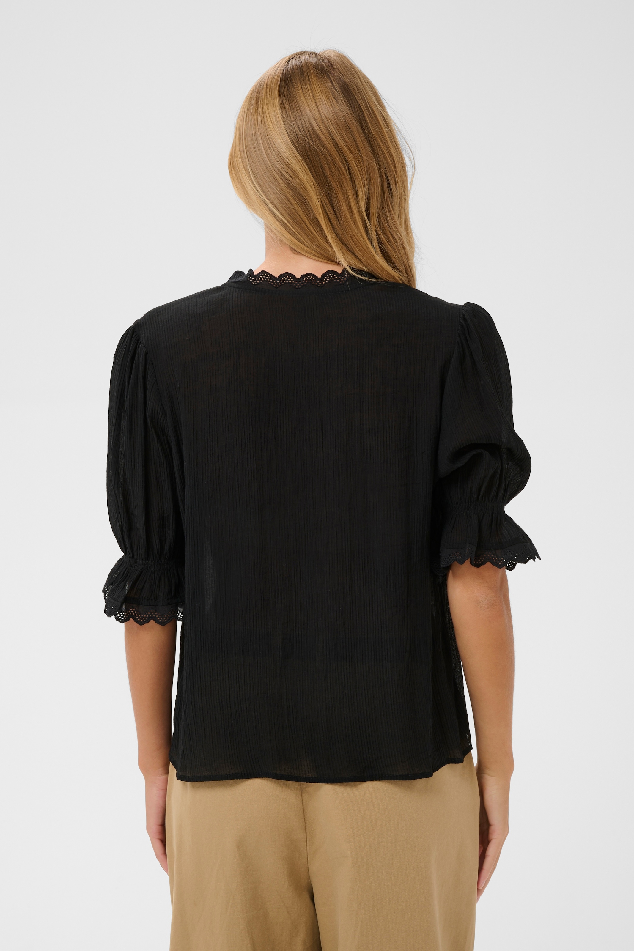Saint Tropez Kurzarmbluse »KristelSZ Shirt« Viskosemischung, mit Spitze