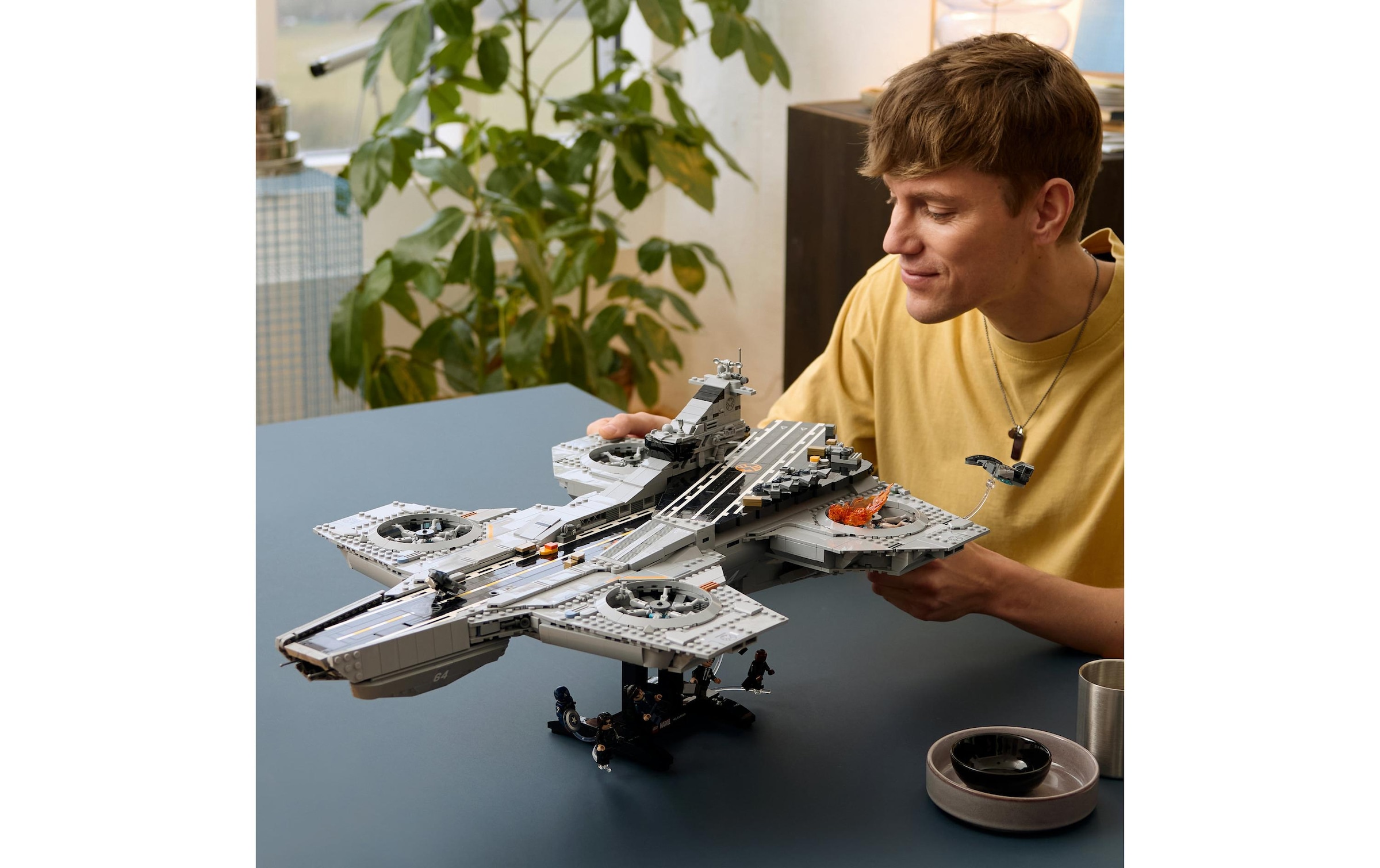 LEGO® Konstruktionsspielsteine »S.H.I.E.L.D.-Helicarrier (76354), LEGO Super Heroes« Made in Europe