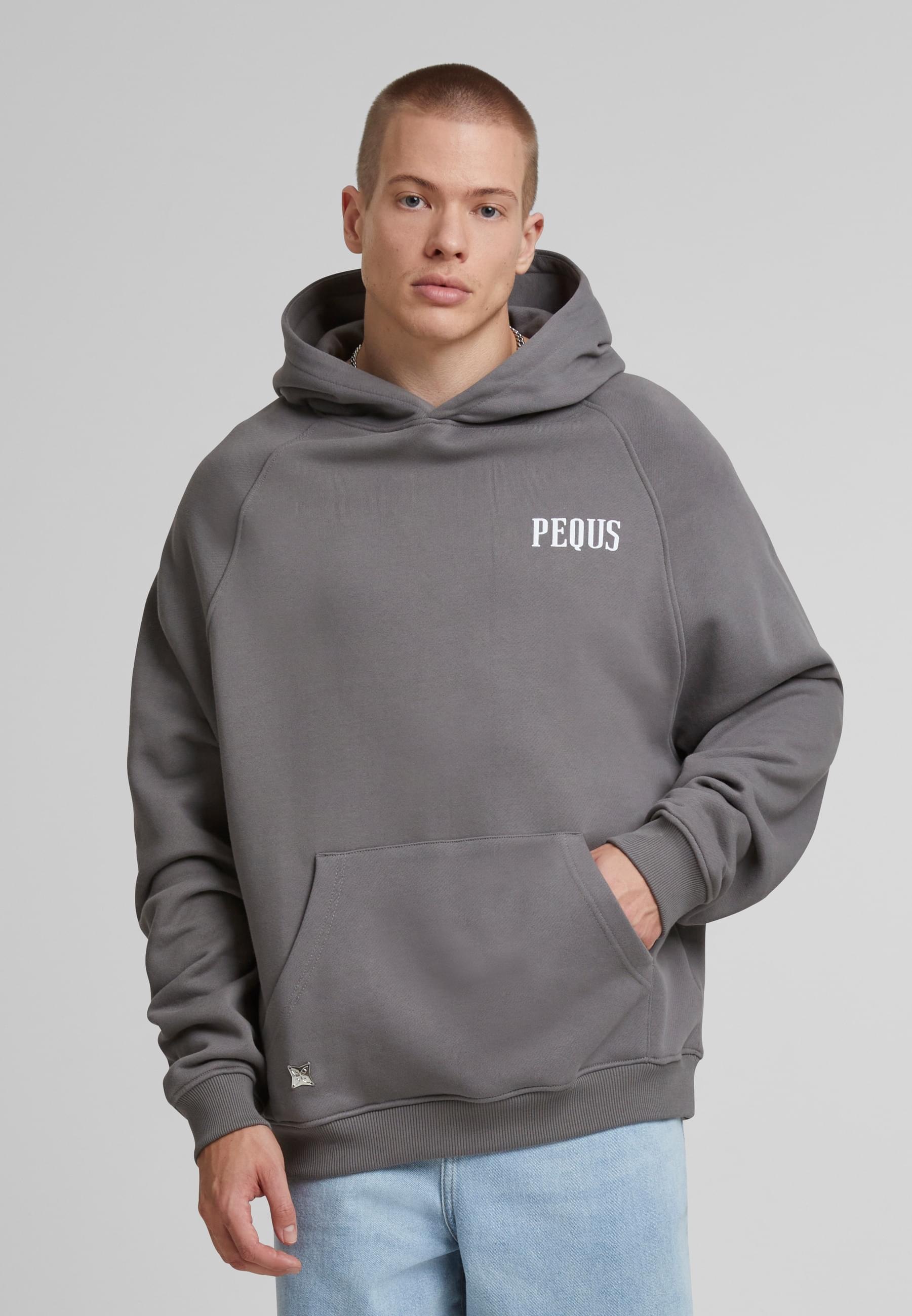PEQUS Kapuzensweatshirt »PEQUS PEQUS Back Logo Hoodie«, 1 Stk.
