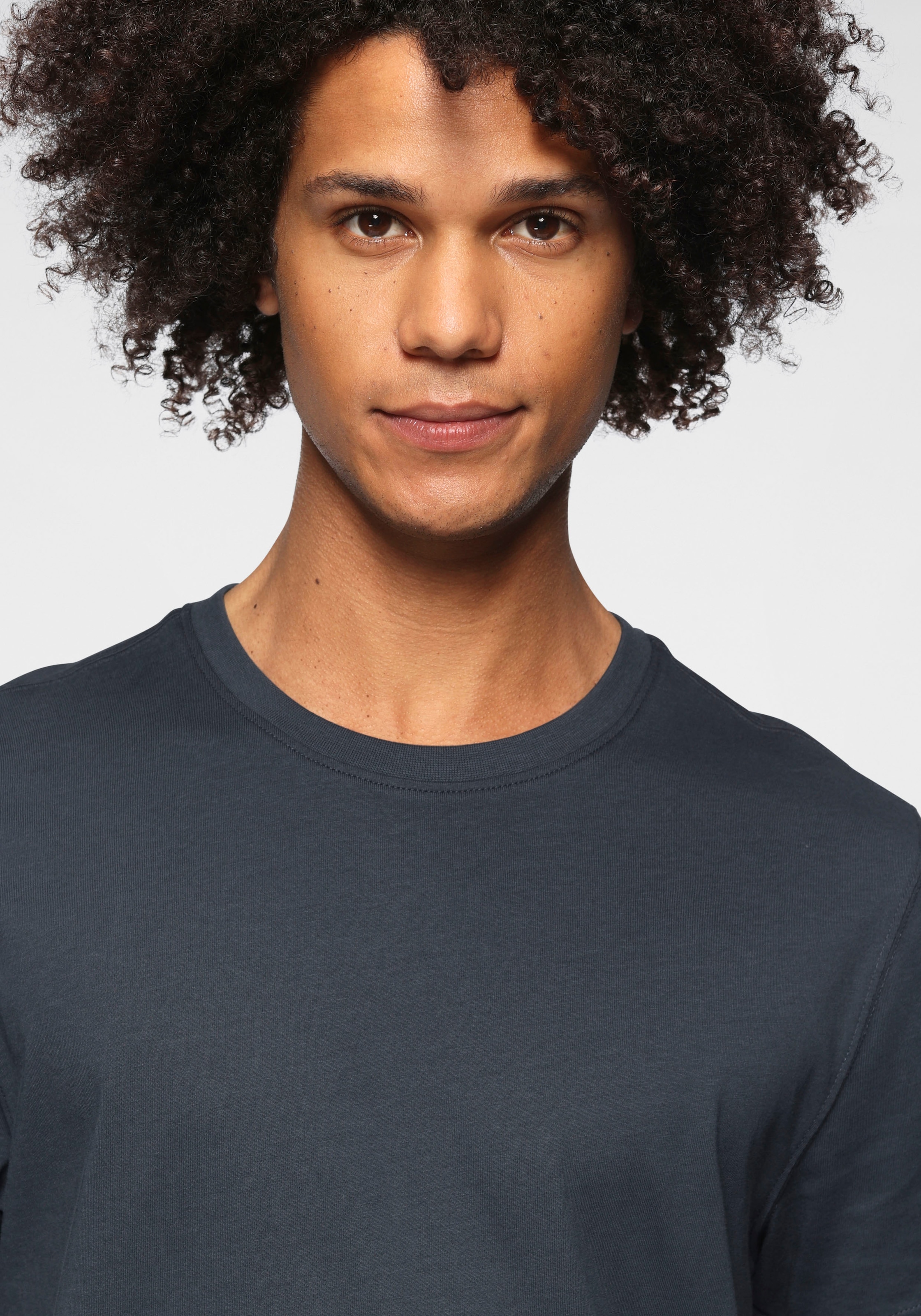 OTTO products T-Shirt »»GOTS zertifiziert – aus Bio-Baumwolle«« Kurzarm,  Basic,  aus Single Jersey,  aus 100% Baumwolle