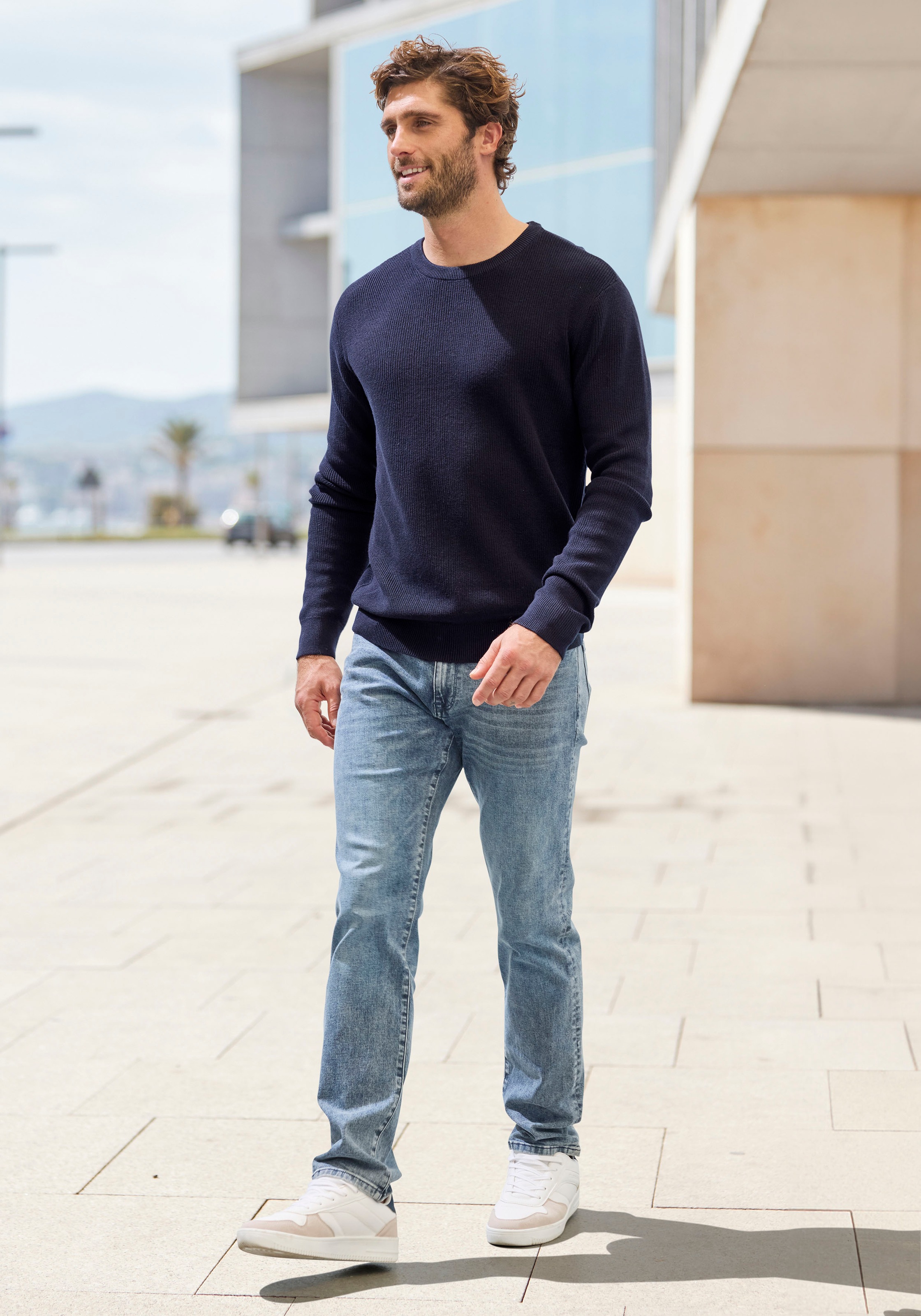 John Devin Strickpullover, Pullover in modischen Farben aus Baumwollmischung