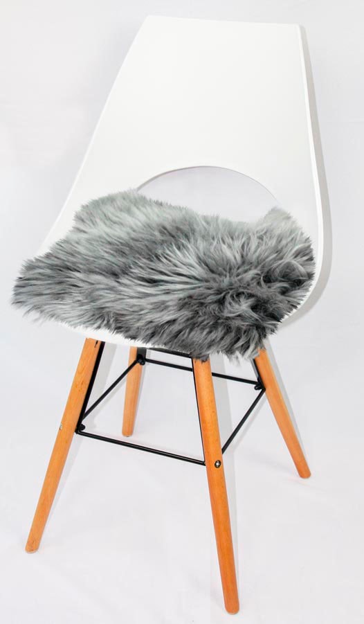 Heitmann Felle Stuhlkissen »Lamm, Sitzauflage eckig«, 44x44 cm, echtes Lamm günstig online kaufen