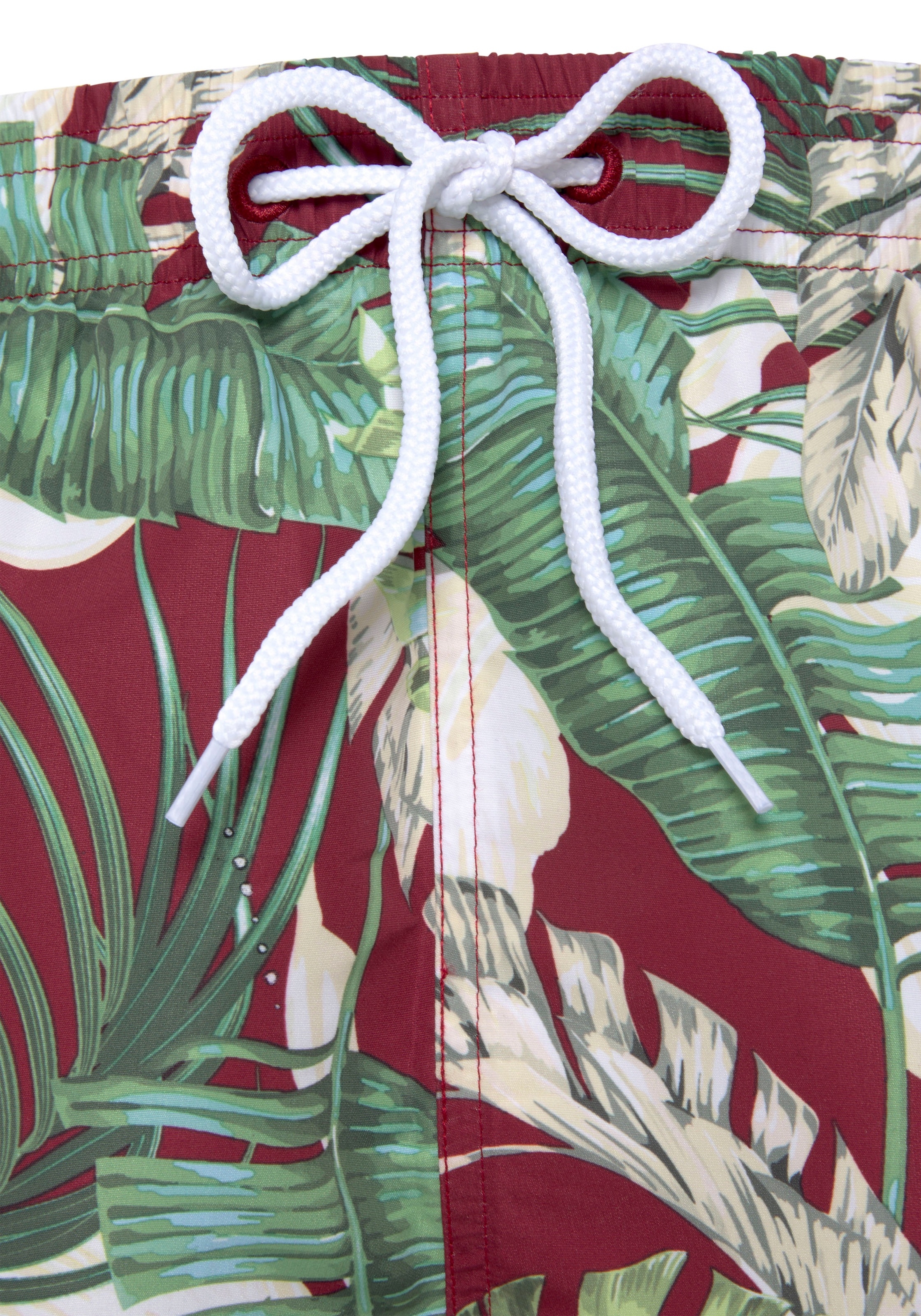 s.Oliver Badeshorts »Land«, im tropischen-Design