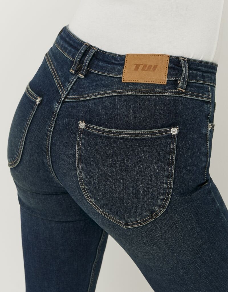 Tally Weijl Bootcut-Jeans »SPADESASSY2« Baumwollmischung, Low Waist