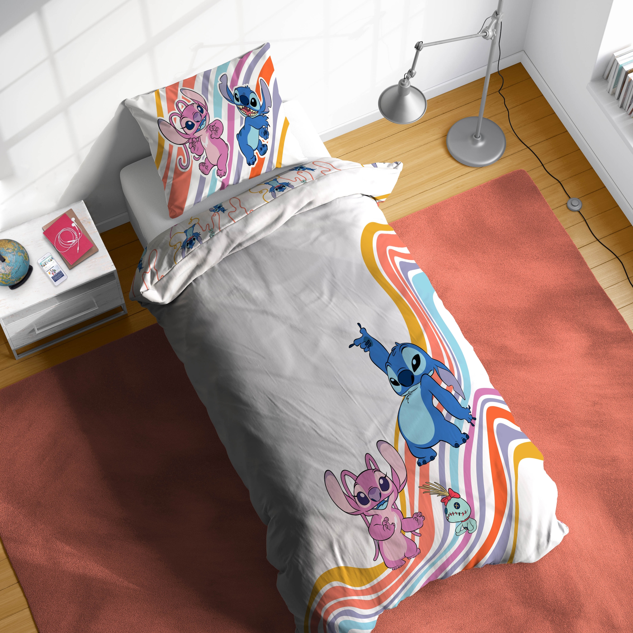 Disney Kinderbettwäsche »Disney Lilo & Stitch Bettbezug-Set 135x200 cm + Kissenbezug 80x80 cm« 2 tlg. 100 % Baumwolle, maschinenwaschbar, wendbar