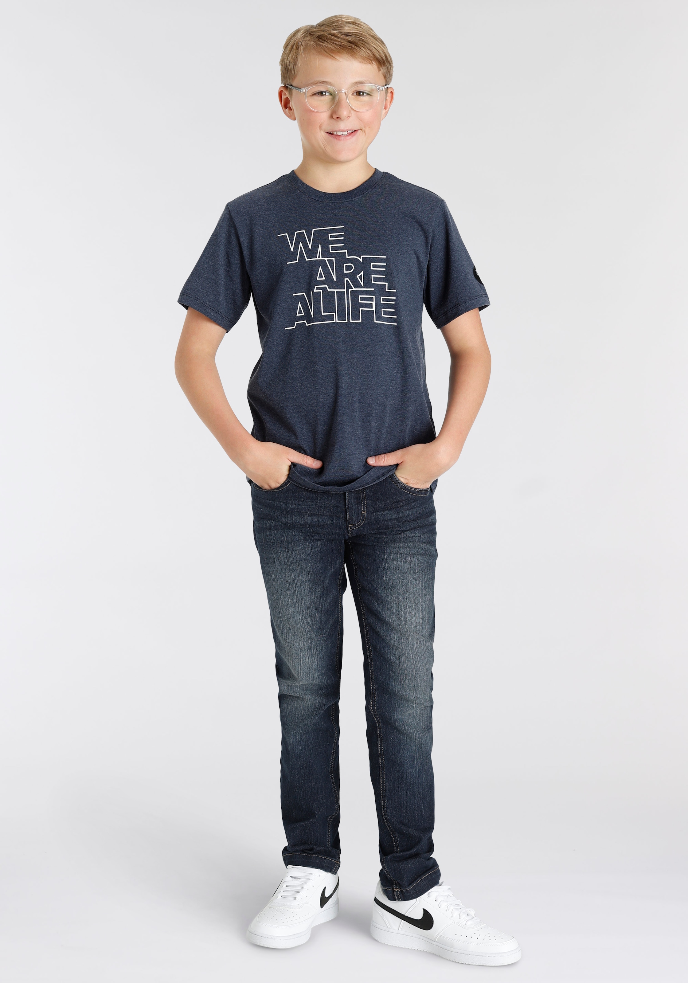 Jungen«, schmale Kickin Logo-Print online Straight-Jeans mit »für bei Hosenbund, Form im & Alife