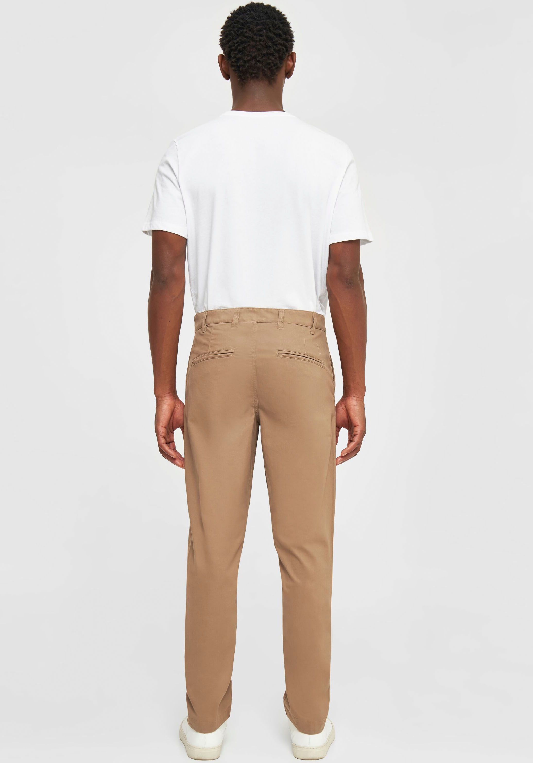 KnowledgeCotton Apparel Chinohose »LUCA slim«  mit Label-Stichting hinten