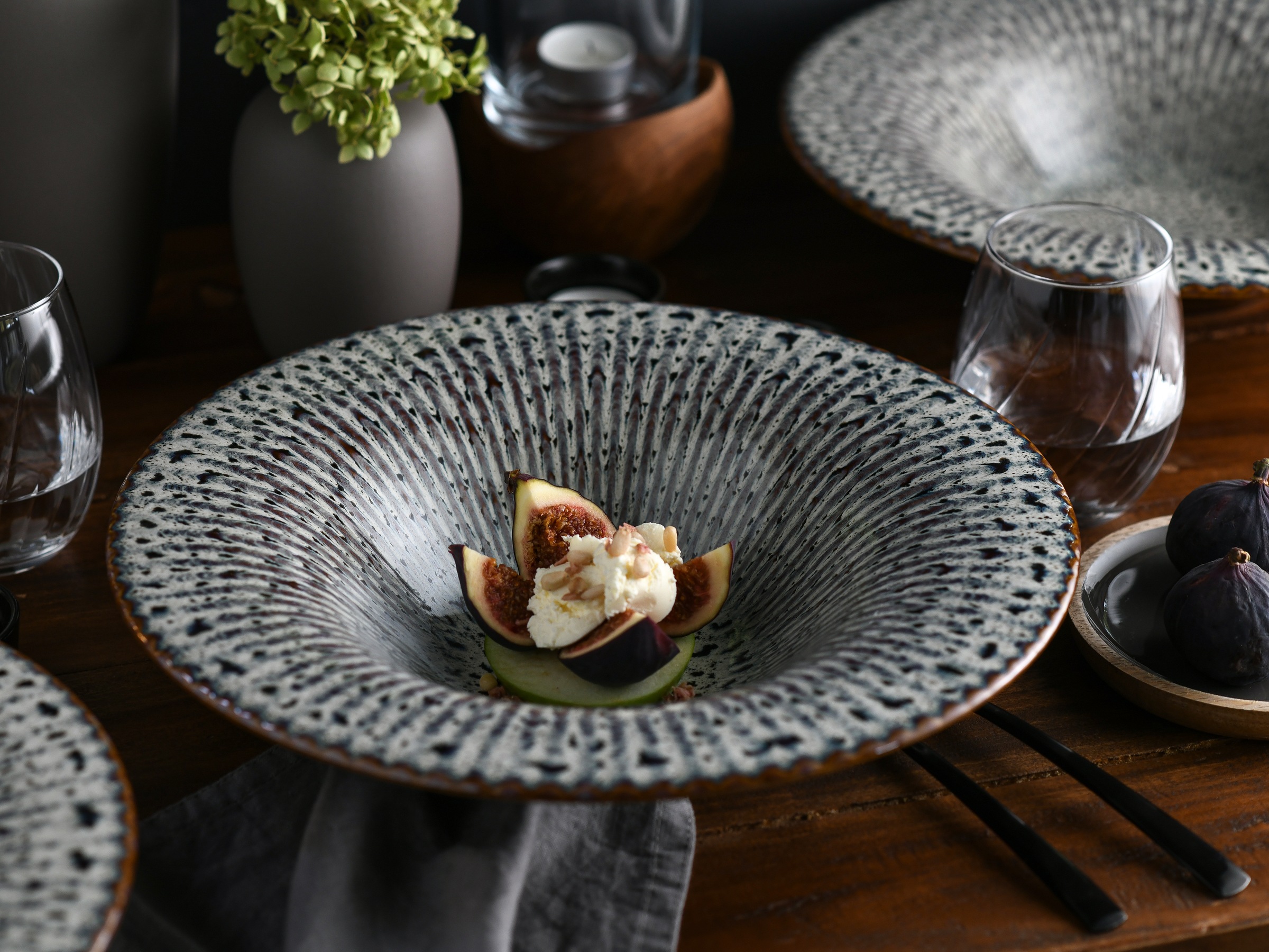 CreaTable Teller »Allegra Magic, Gourmetteller, 4-tlg.« Moderne Coupeform, Reaktivglasur