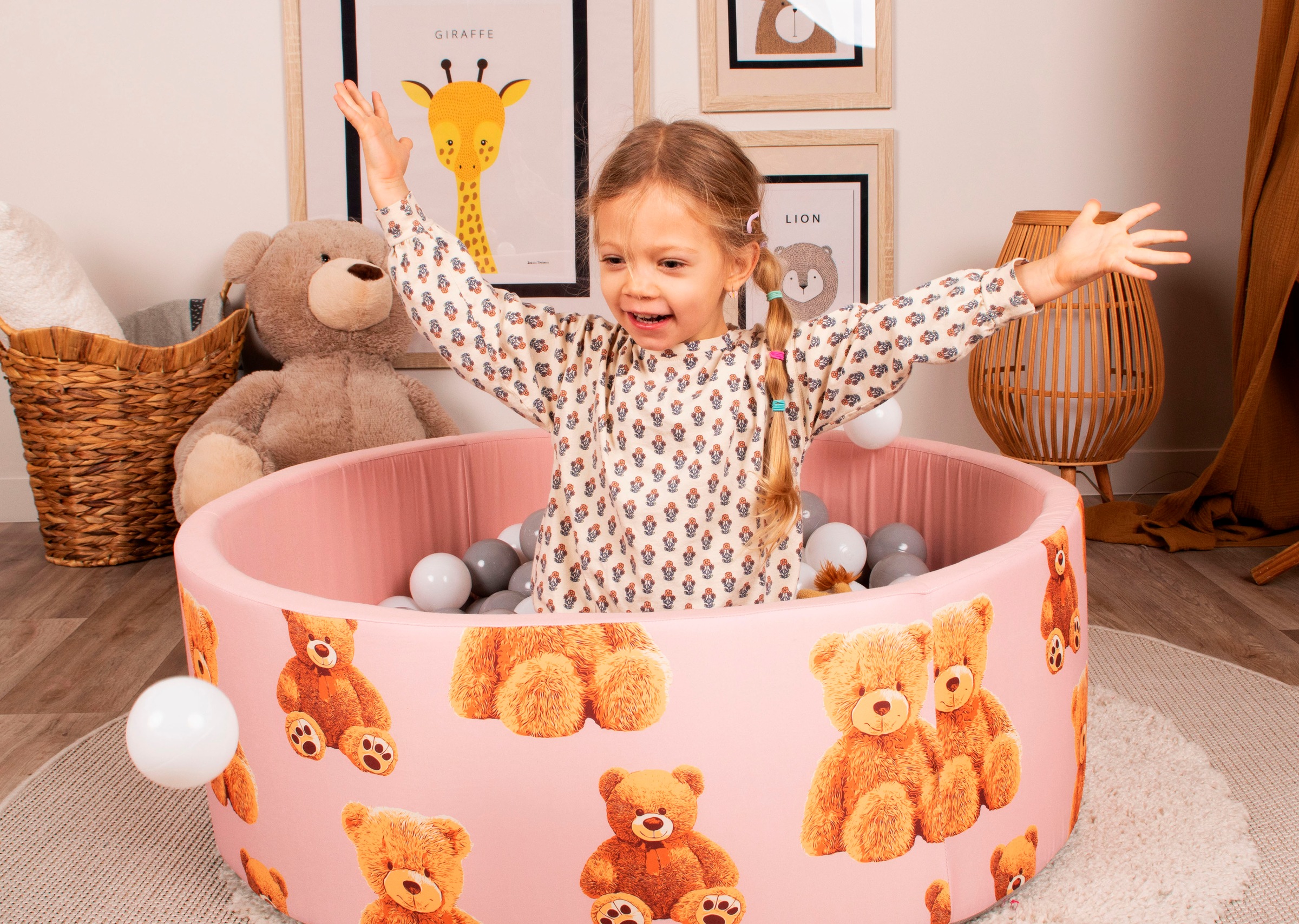 Knorrtoys® Bällebad »Soft, Teddy pink«, mit 150 Bällen grey/white/transparent; Made in Eurpe