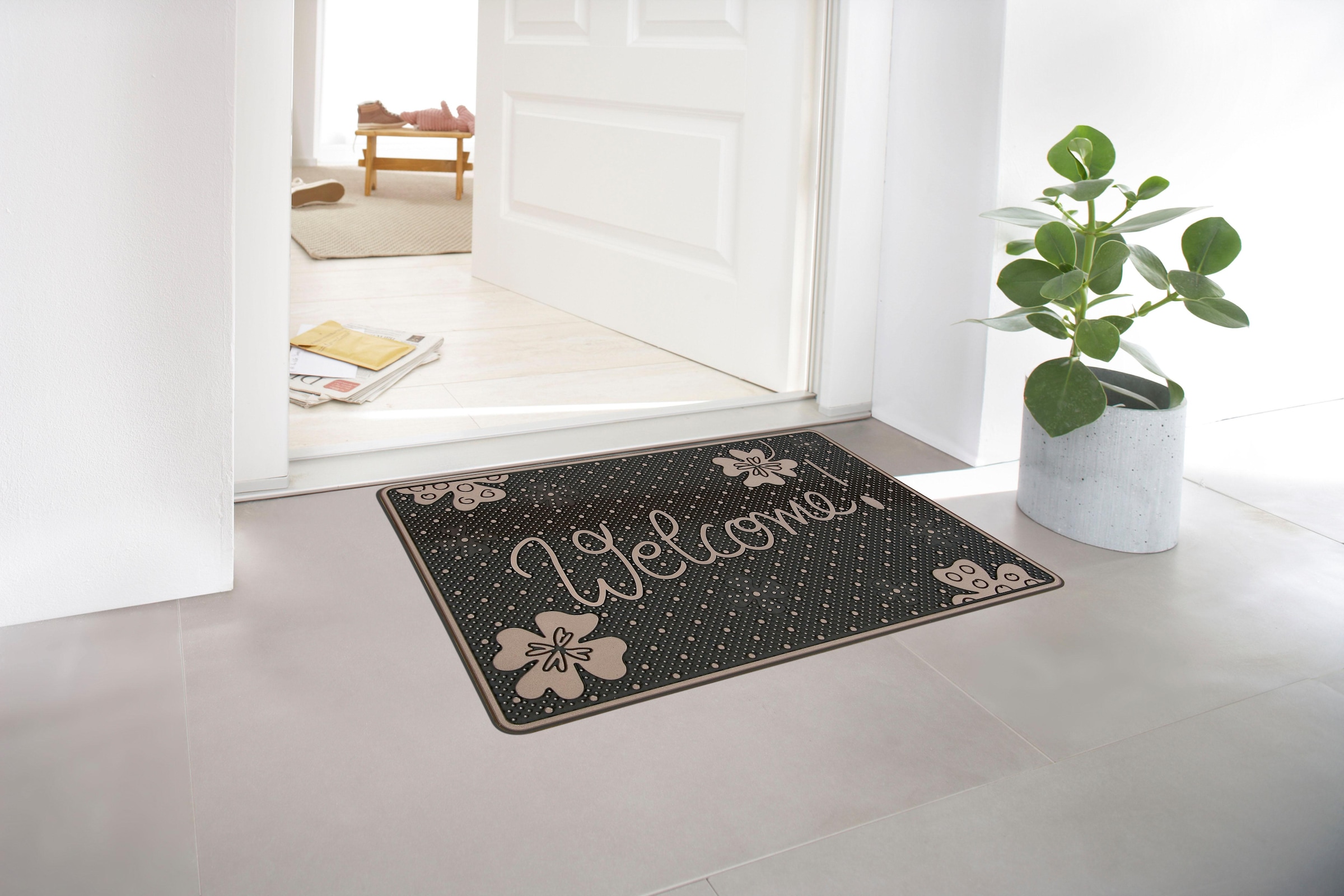 Home2Fashion Fußmatte »SC Clean Lucky, Welcome, LAGERRÄUMUNG!«, rechteckig, 8 mm Höhe, Schmutzfangmatte, mit Spruch, robust, In- und Outdoor geeignet
