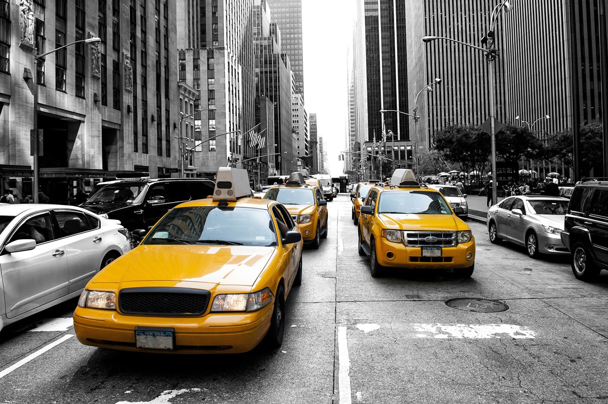 Papermoon Fototapete »New York taxis Schwarz & Weiß« günstig online kaufen