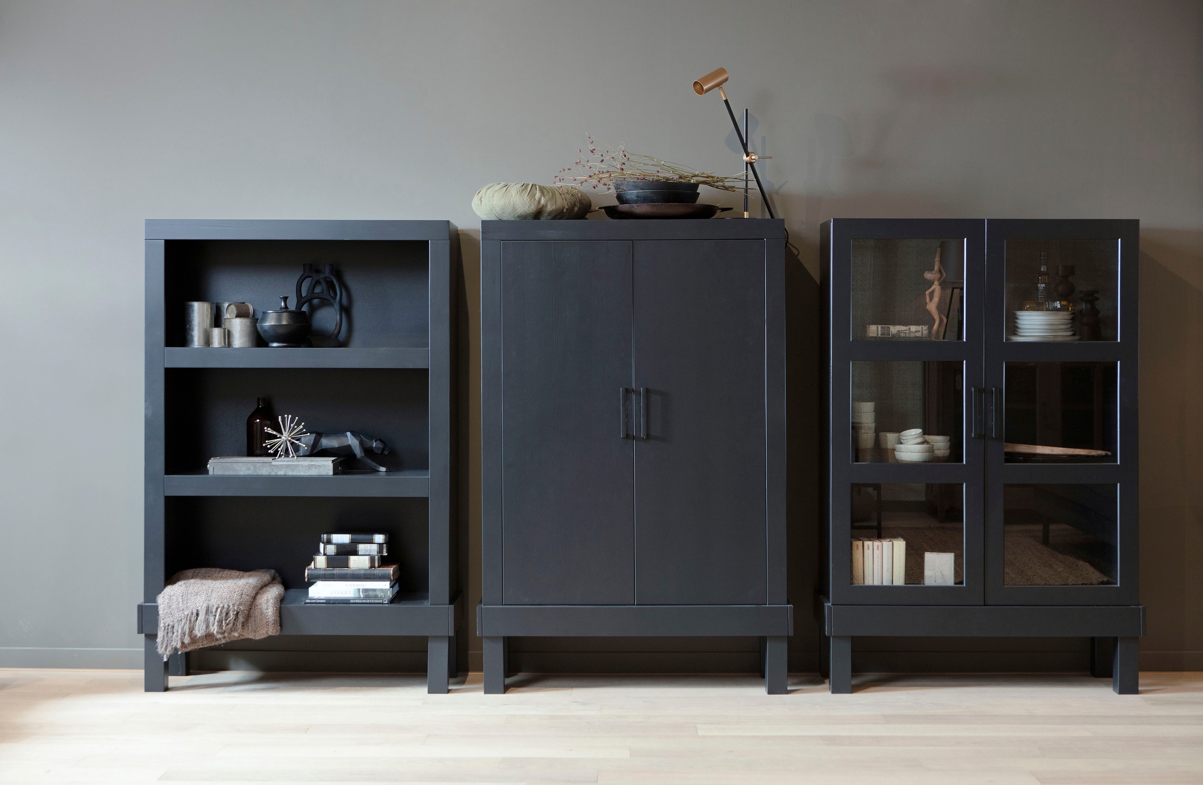WOOOD Vitrine »Bonk«, ausgestattet mit drei Regalen, H 160 cm x B 107 cm günstig online kaufen