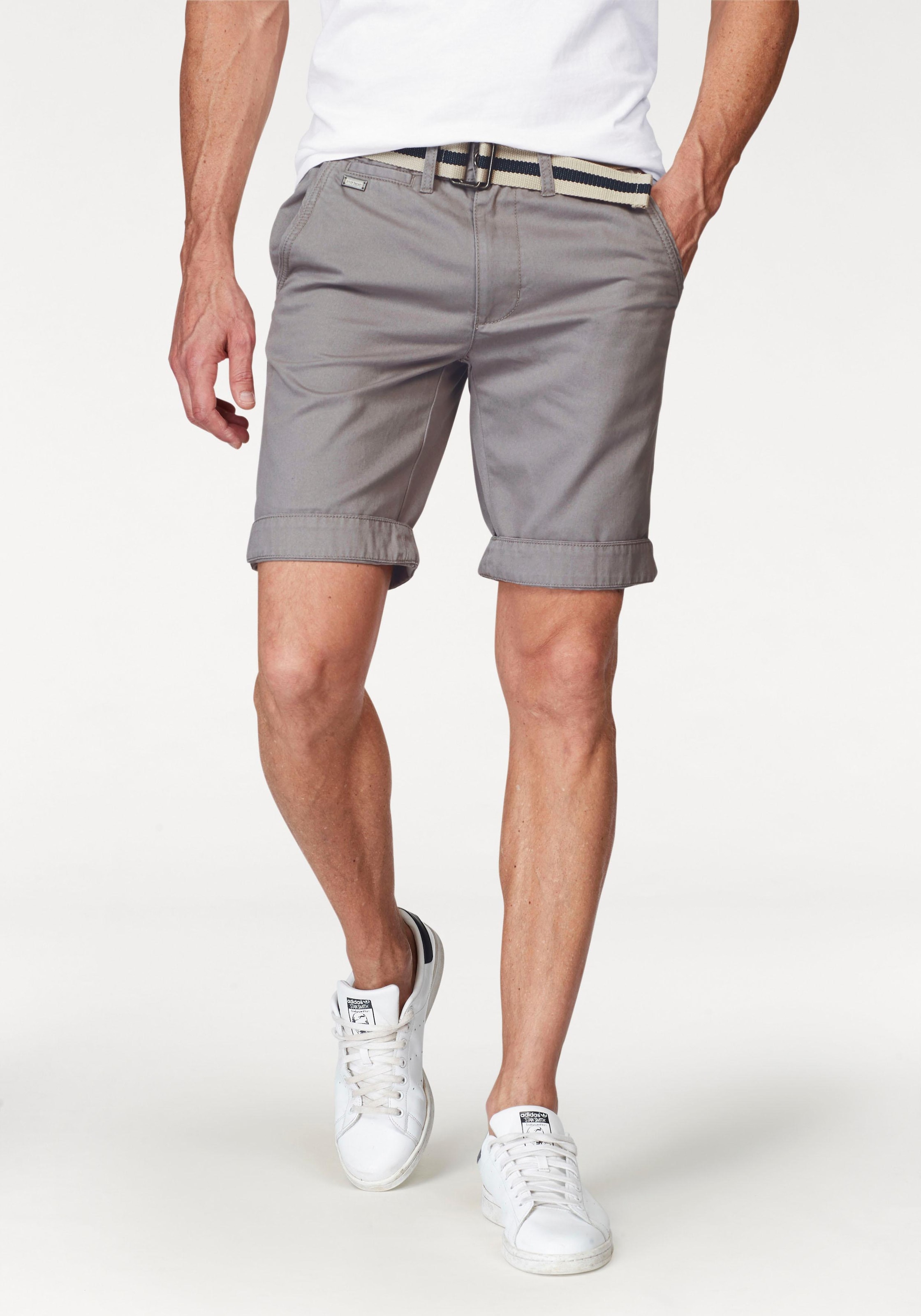 Bild von Bruno Banani Chinoshorts, inklusive Gürtel