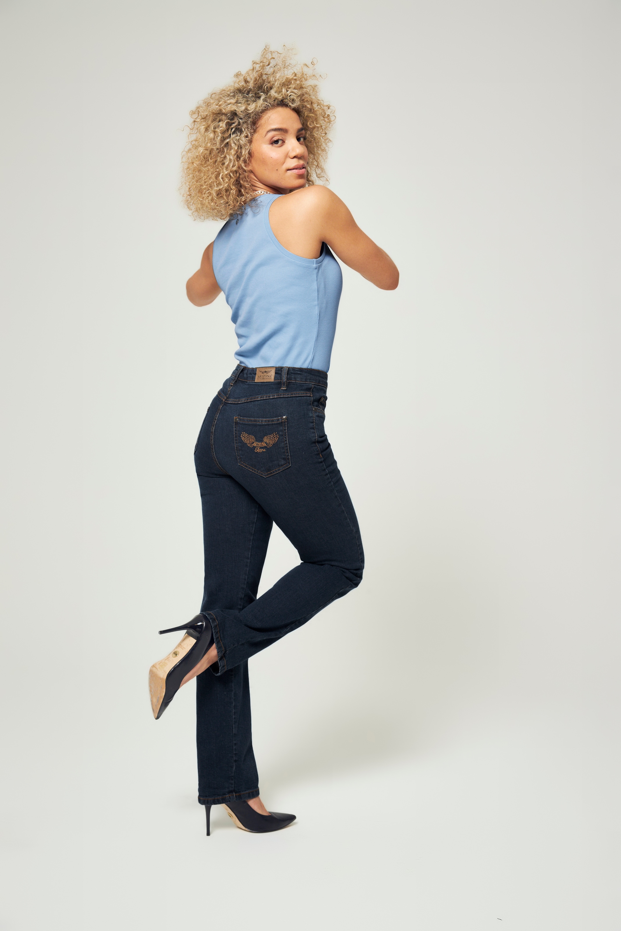 Arizona Gerade Jeans »Comfort-Fit«, High Waist